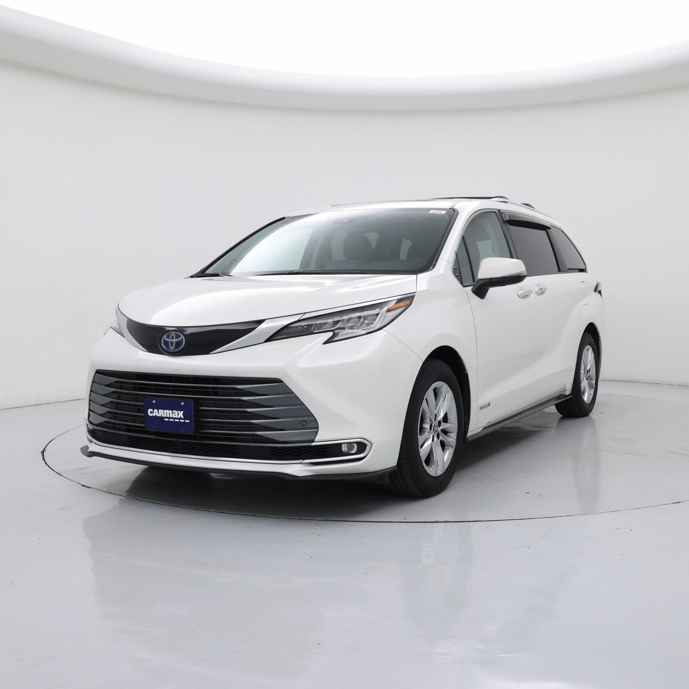 Thumbnail: 2021 Toyota Sienna - 4