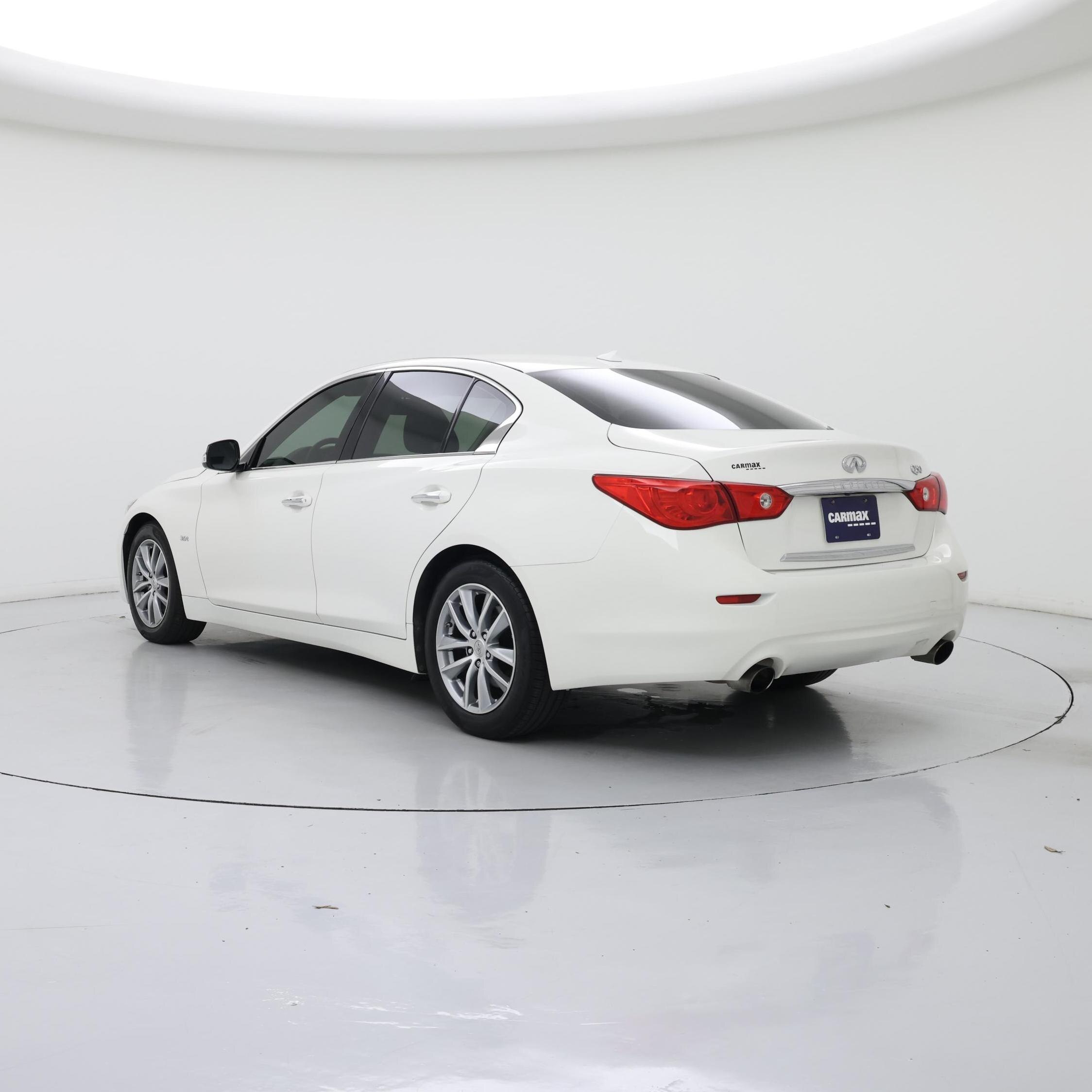 Thumbnail: 2017 INFINITI Q50 - 2