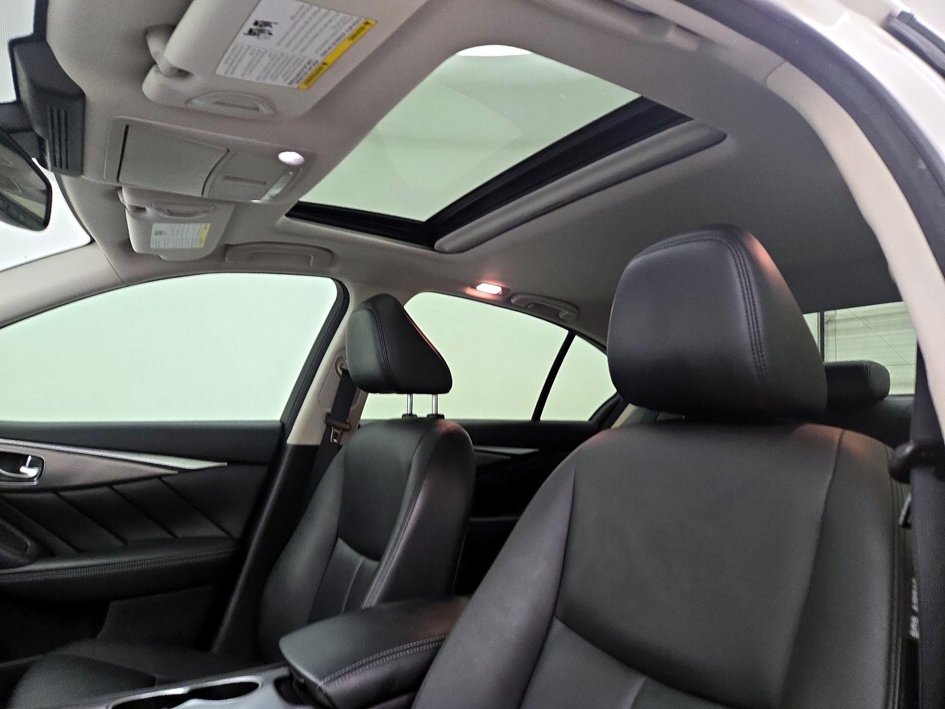 Thumbnail: 2017 INFINITI Q50 - 19