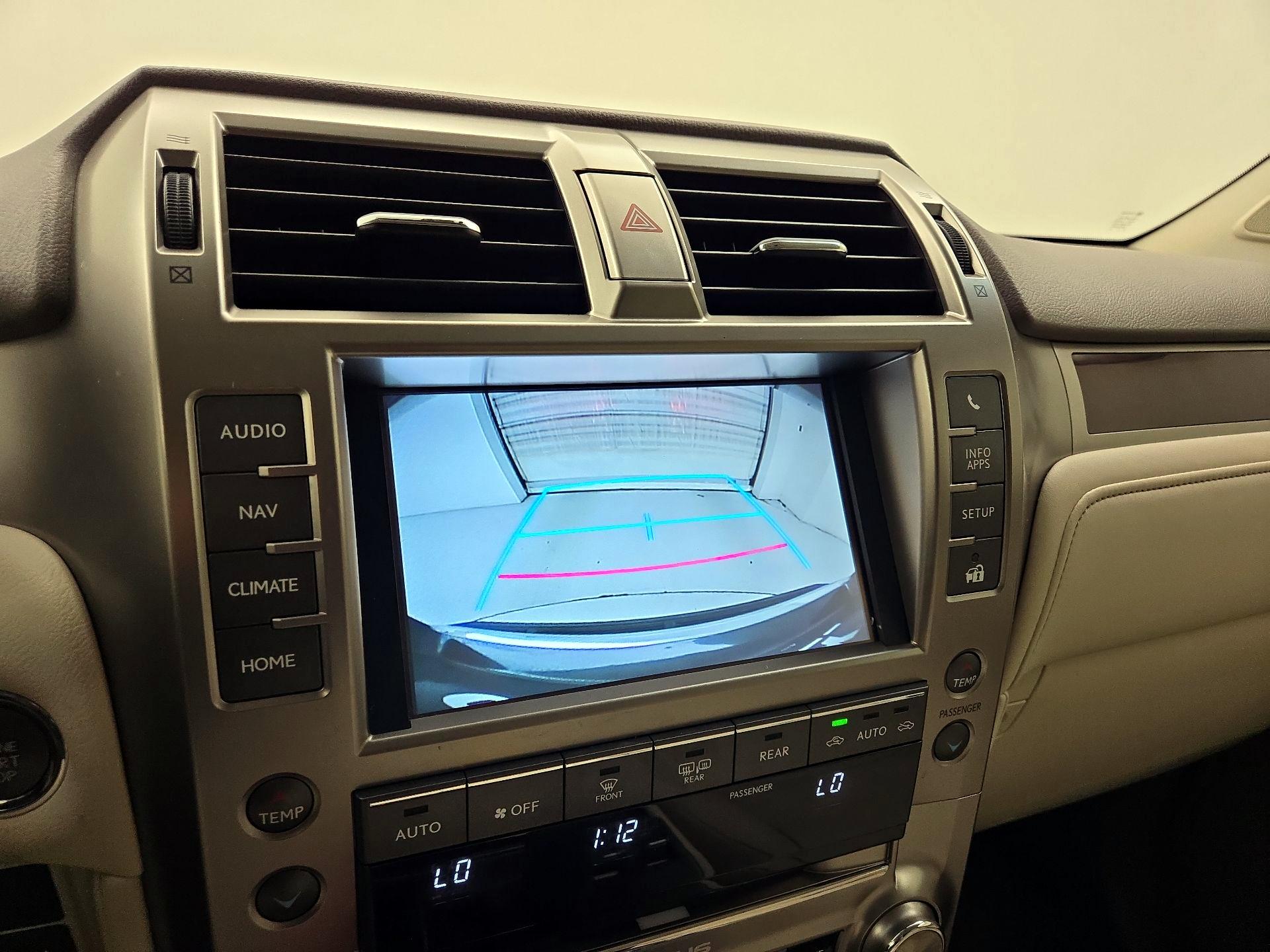 Thumbnail: 2015 Lexus GX - 15