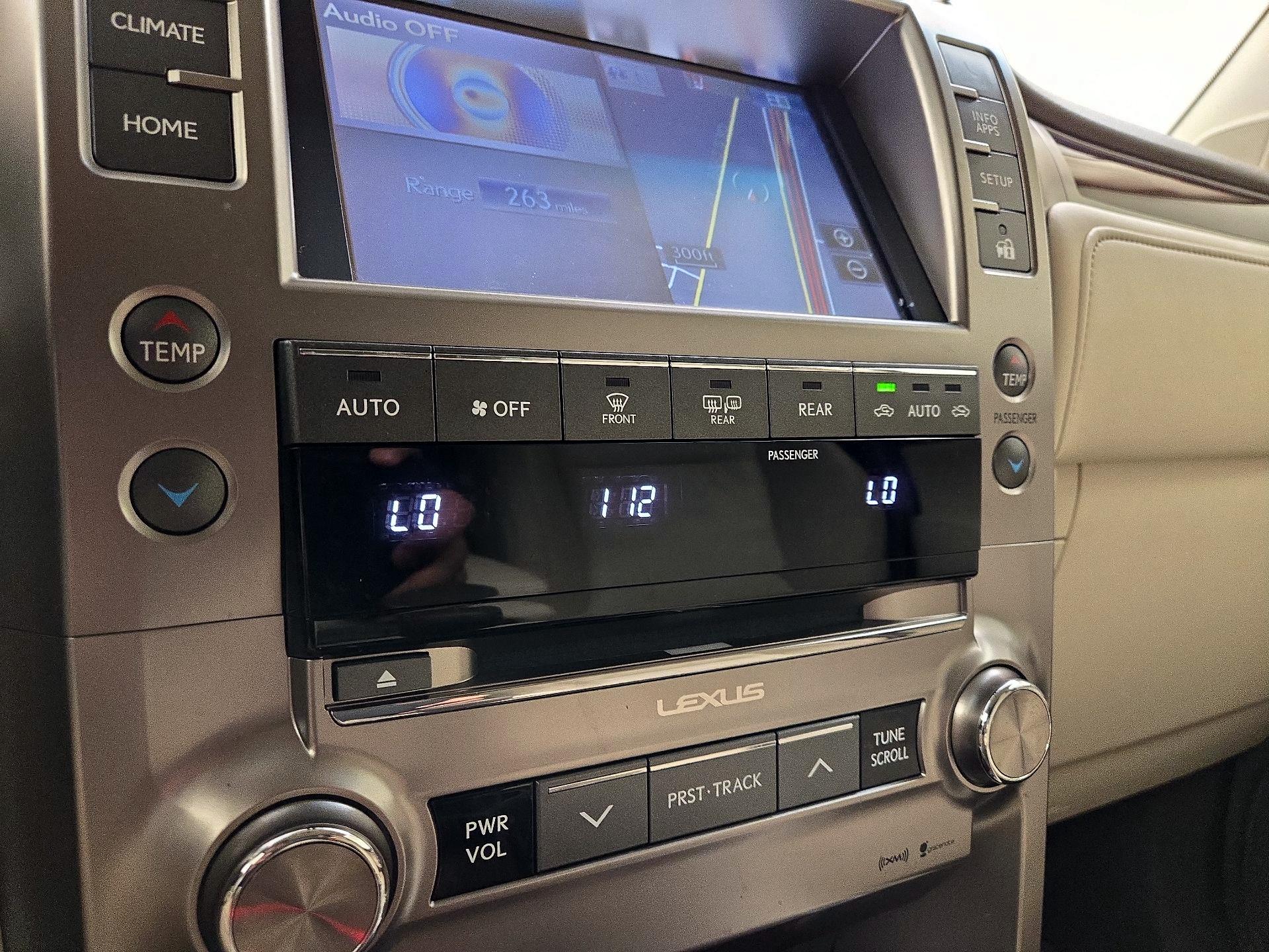 Thumbnail: 2015 Lexus GX - 17