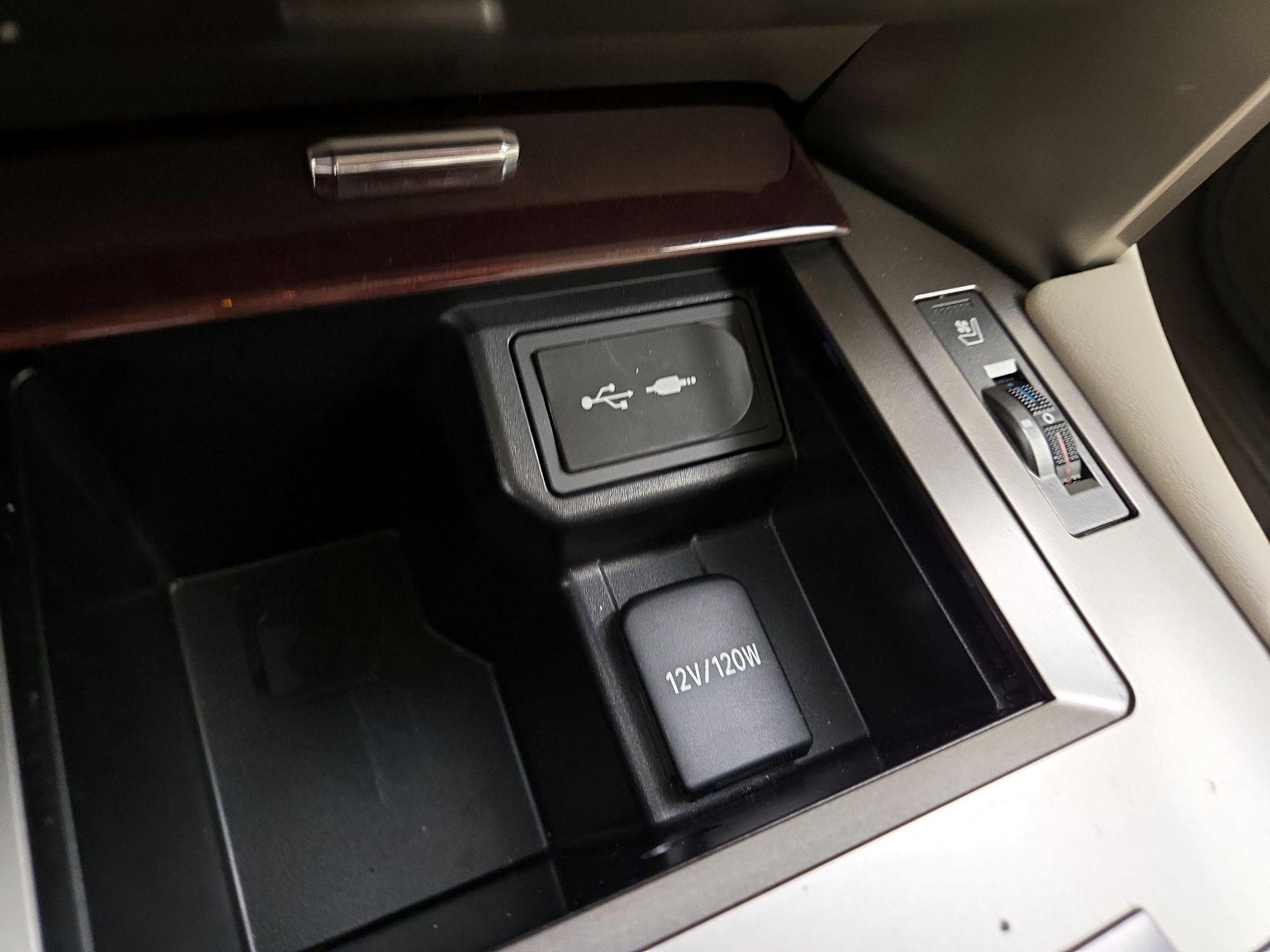 Thumbnail: 2015 Lexus GX - 19