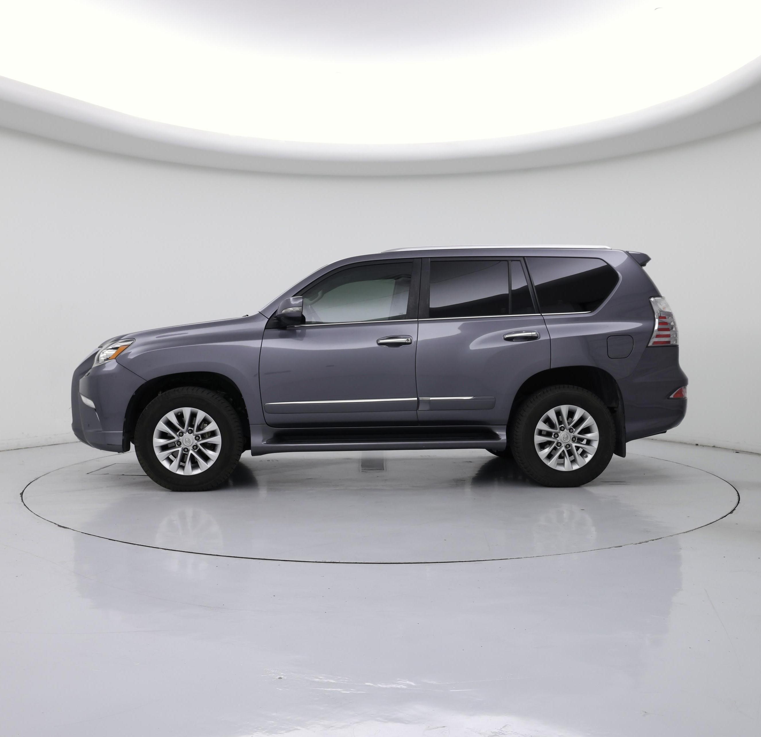 Thumbnail: 2015 Lexus GX - 3