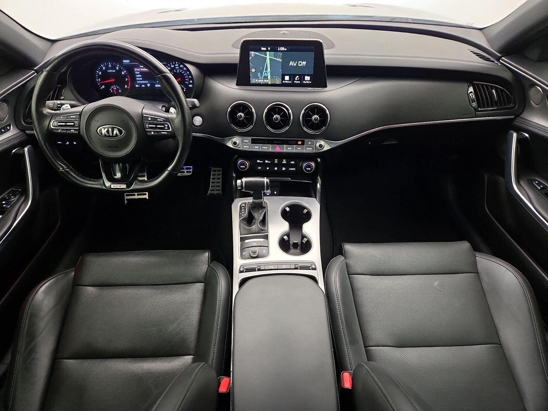 Thumbnail: 2019 Kia Stinger - 9