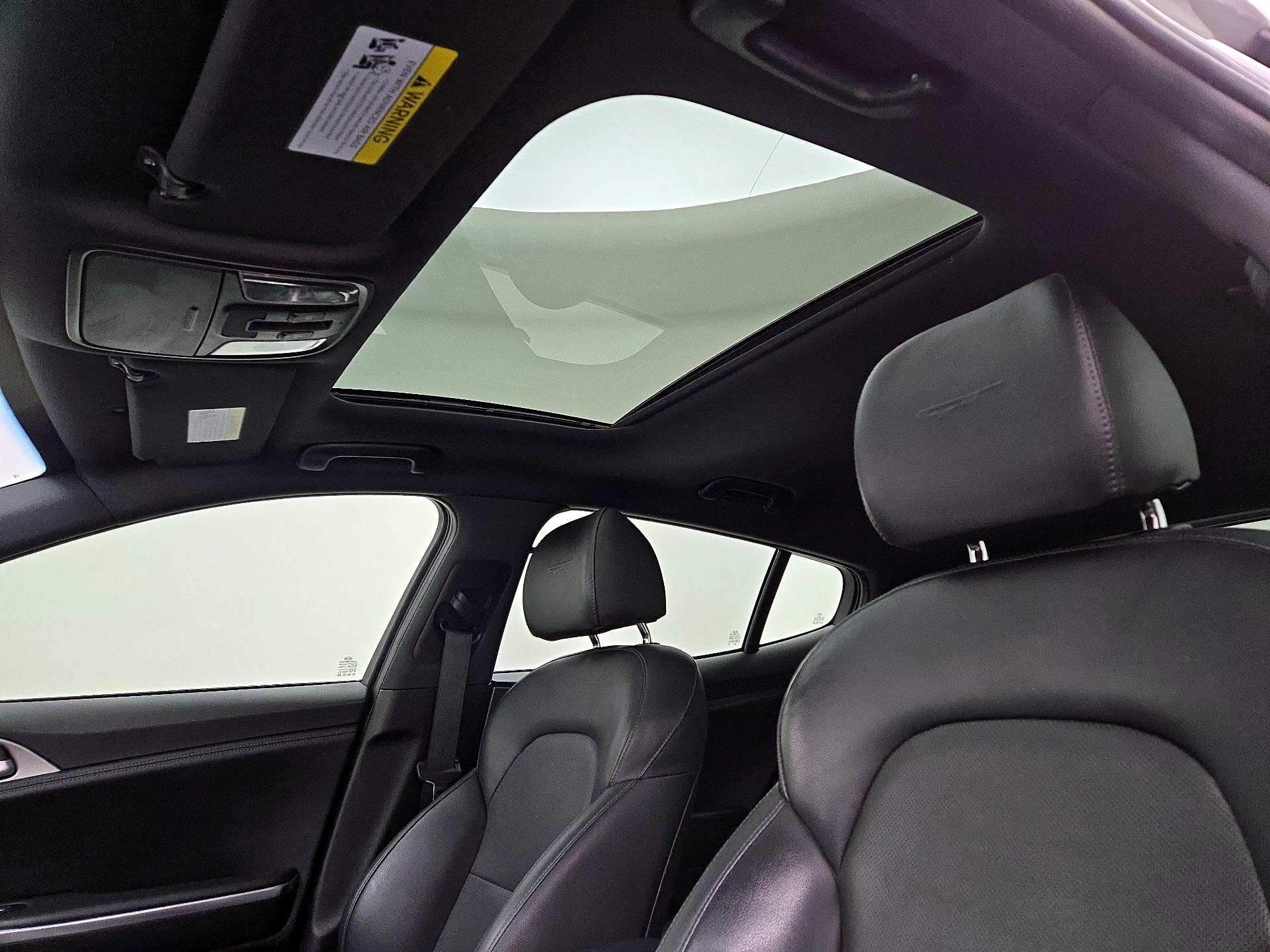 Thumbnail: 2019 Kia Stinger - 20