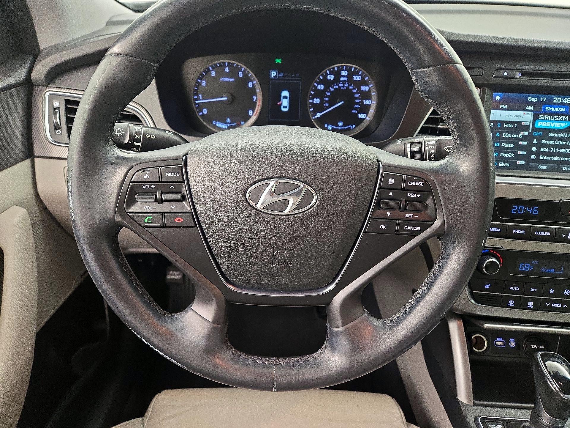 Thumbnail: 2015 Hyundai Sonata - 10