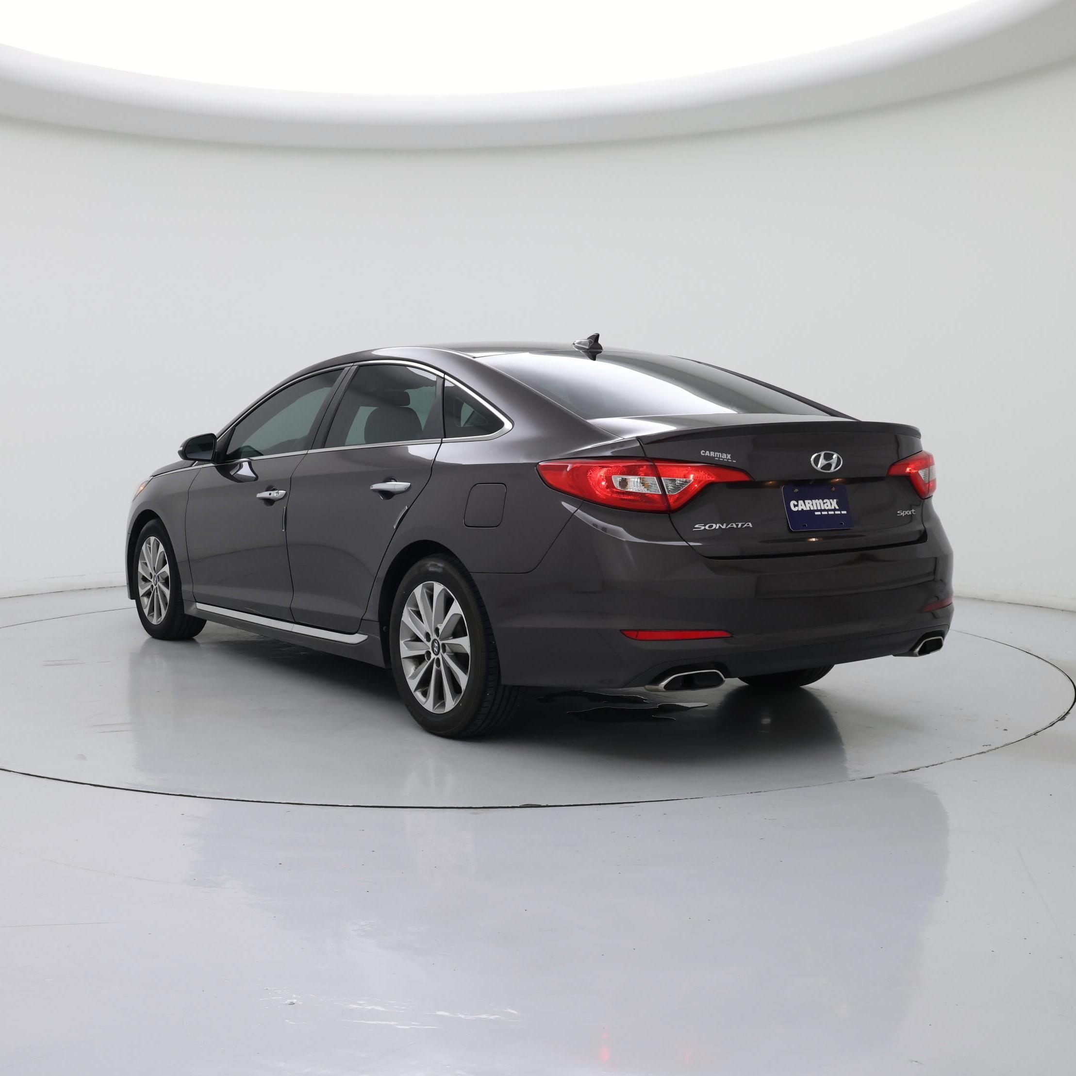 Thumbnail: 2015 Hyundai Sonata - 2