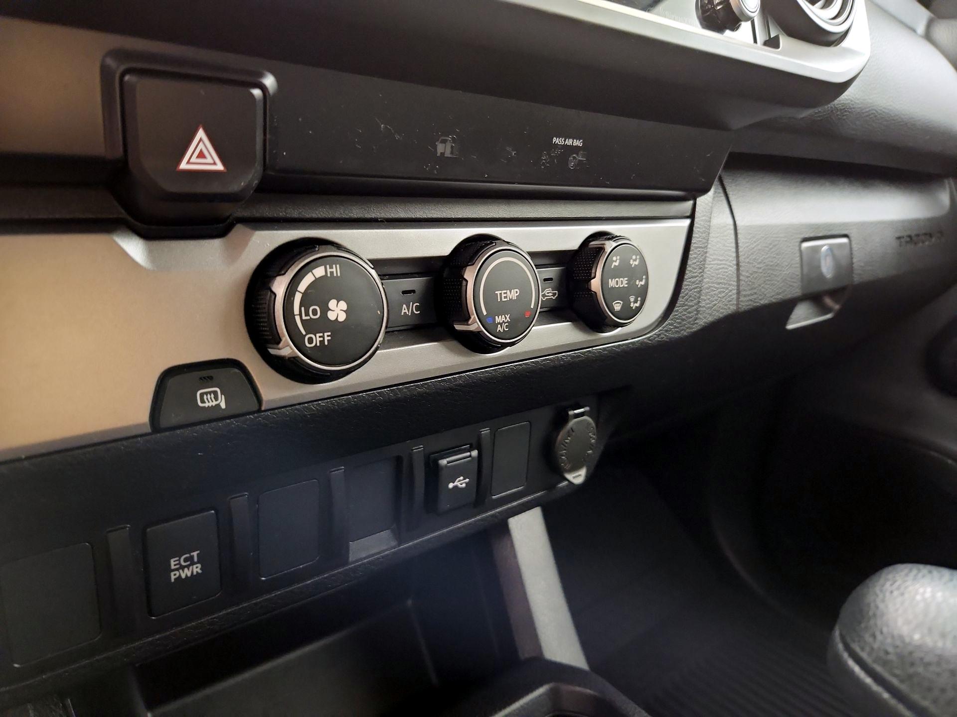 Thumbnail: 2021 Toyota Tacoma - 17