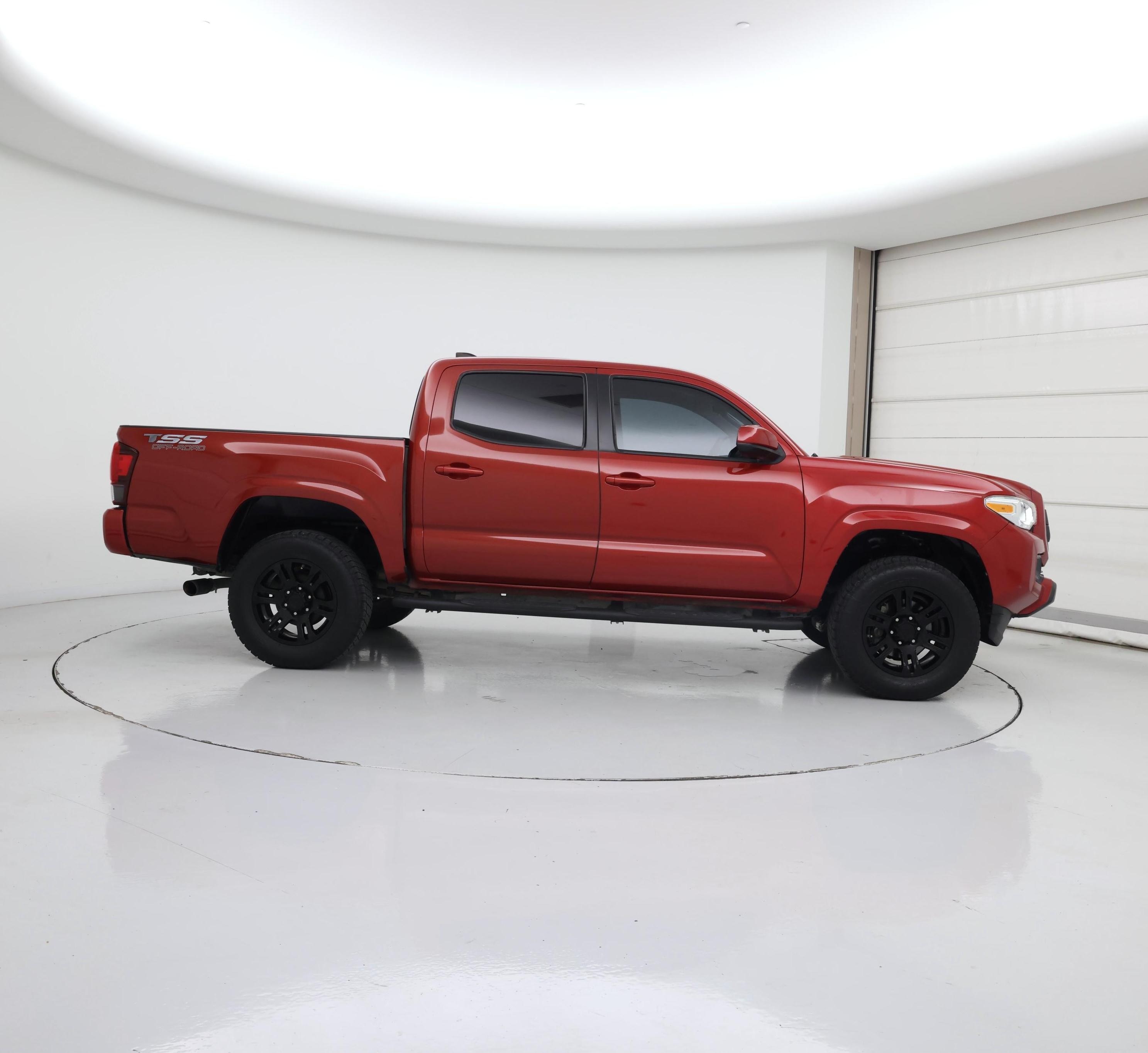 Thumbnail: 2021 Toyota Tacoma - 7