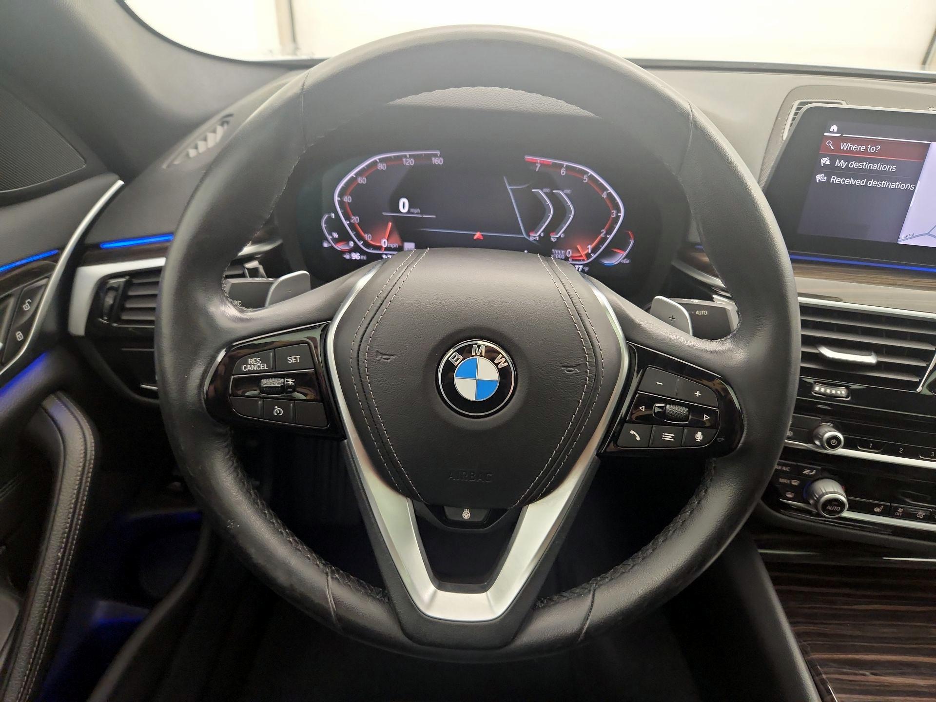 Thumbnail: 2020 BMW 5 Series - 10