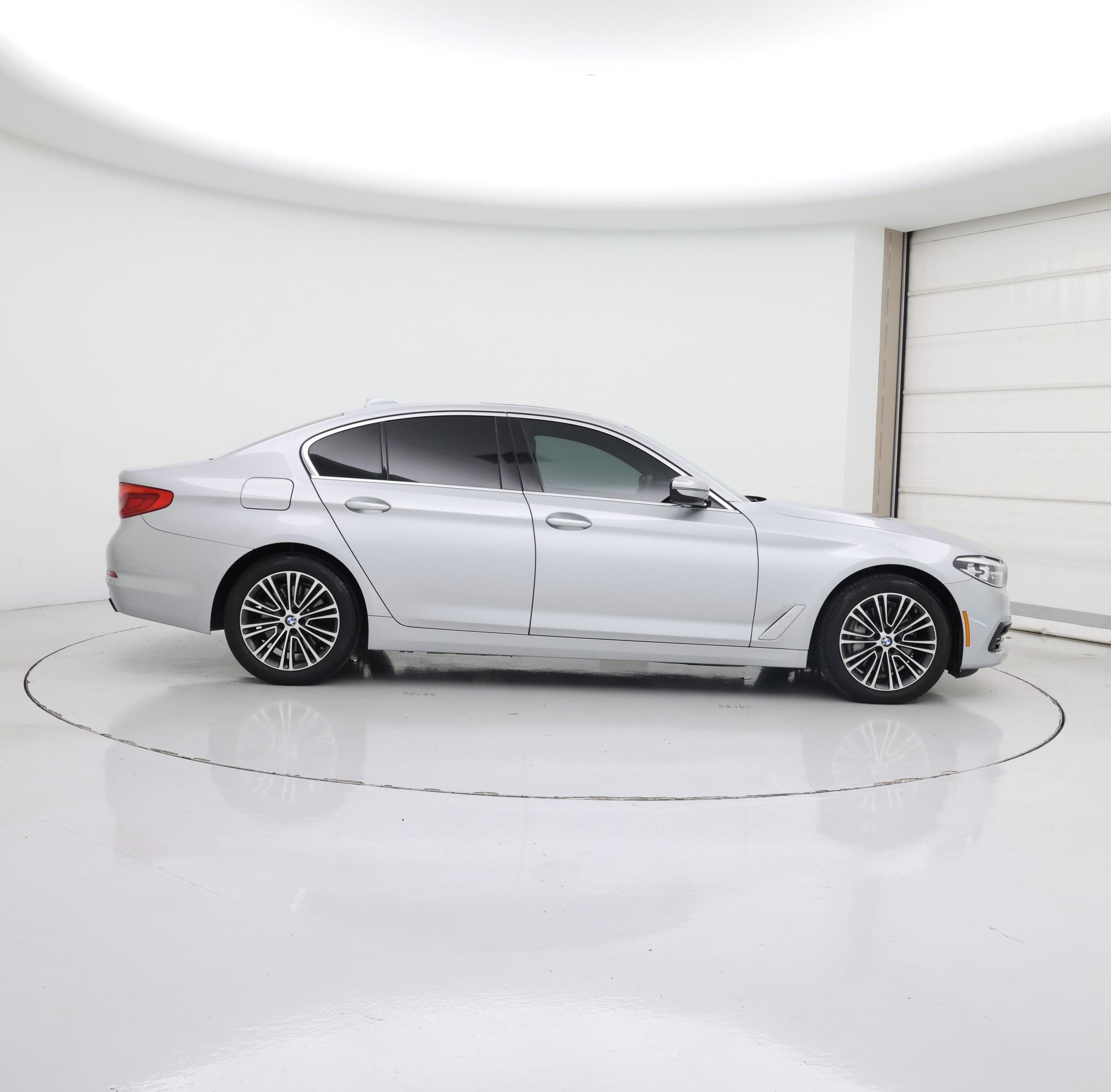 Thumbnail: 2020 BMW 5 Series - 7