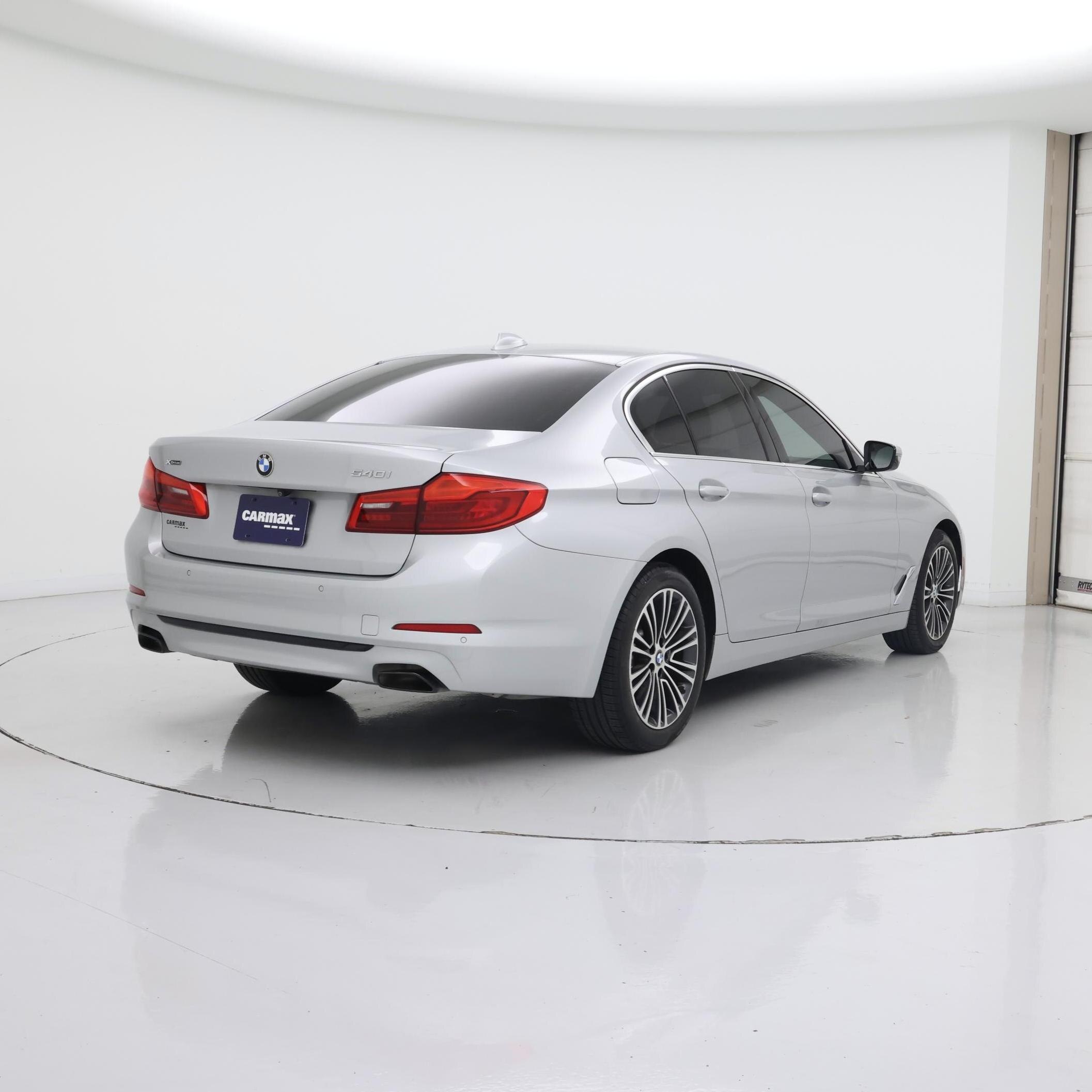 Thumbnail: 2020 BMW 5 Series - 8