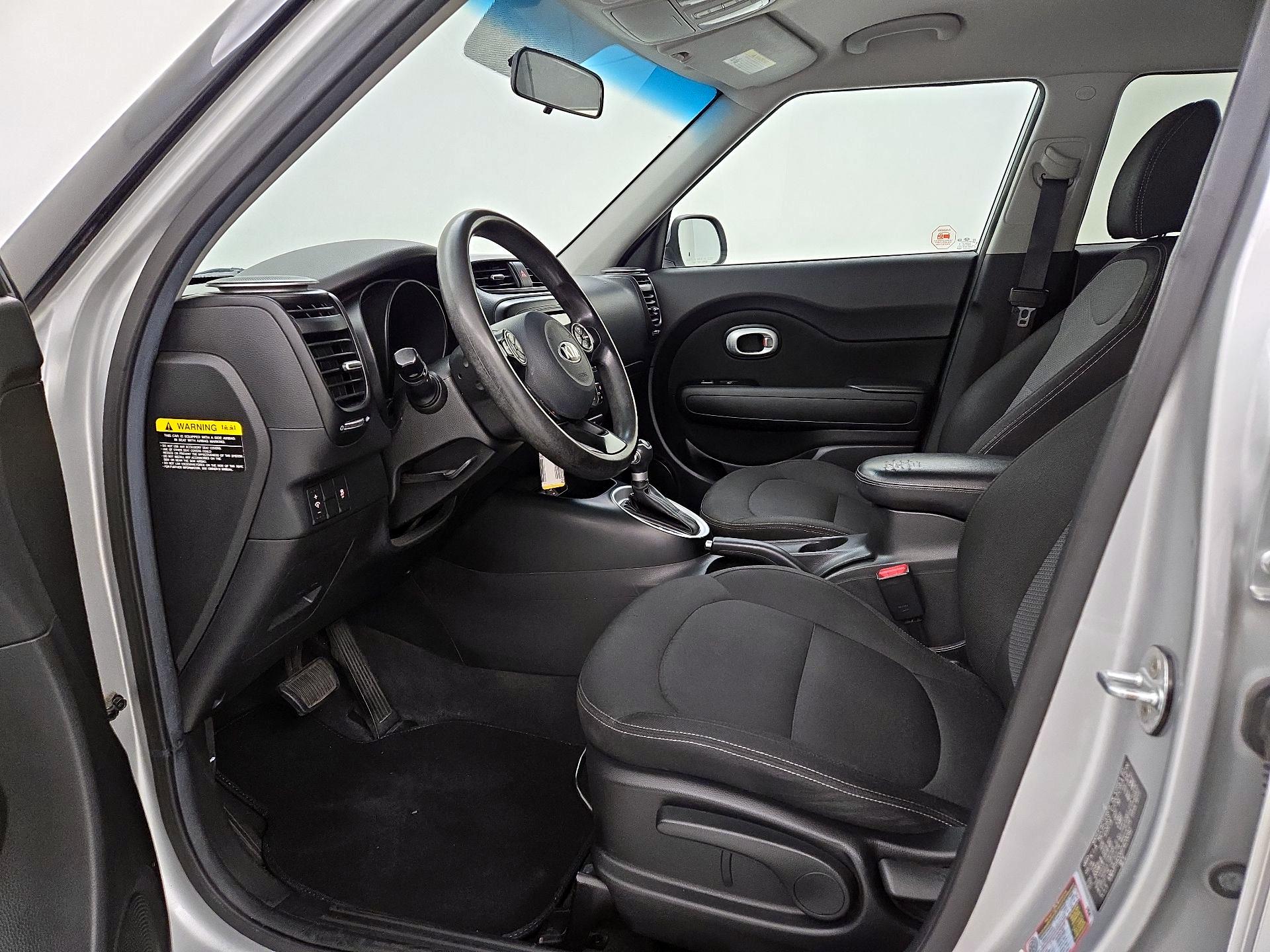 Thumbnail: 2017 Kia Soul - 11