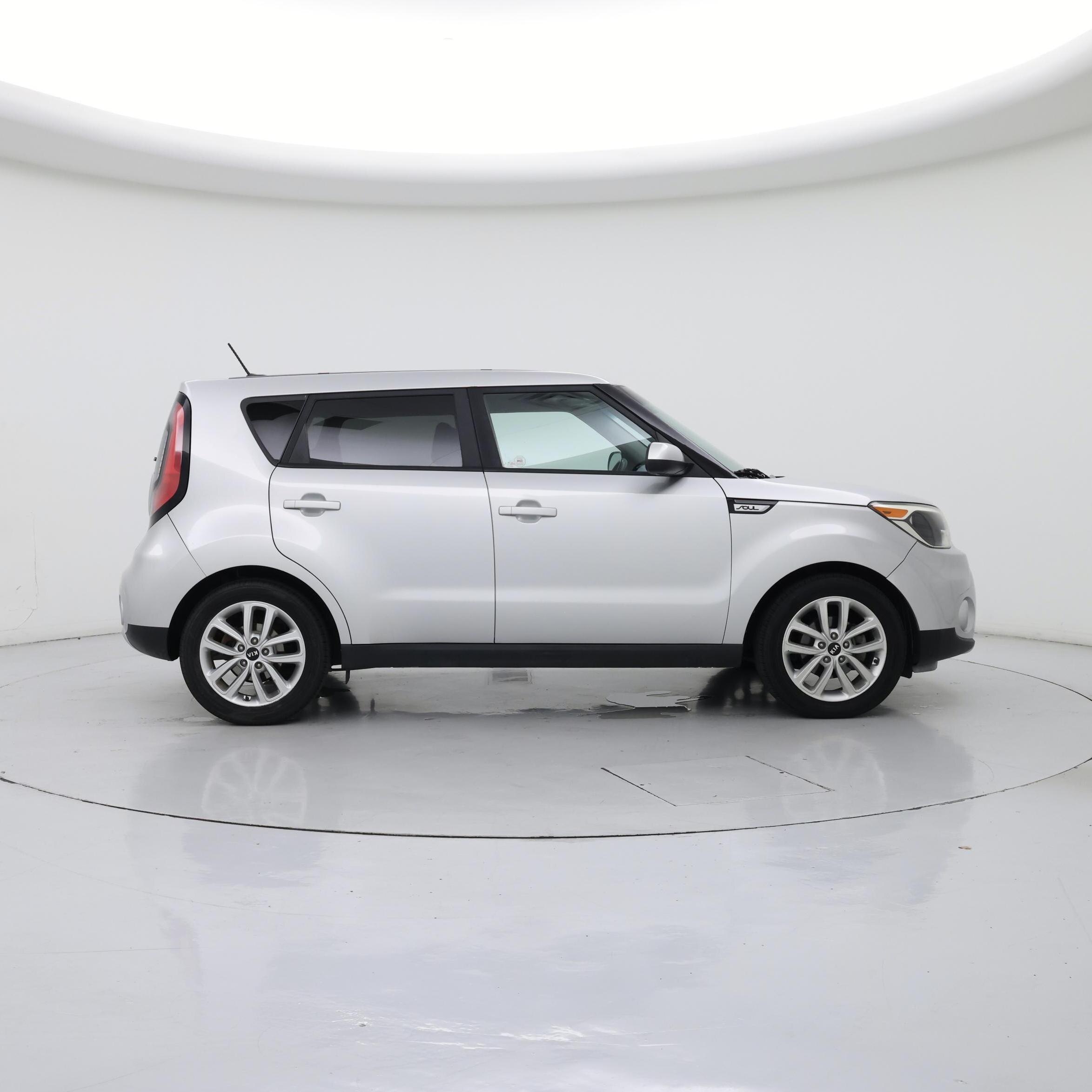 Thumbnail: 2017 Kia Soul - 7