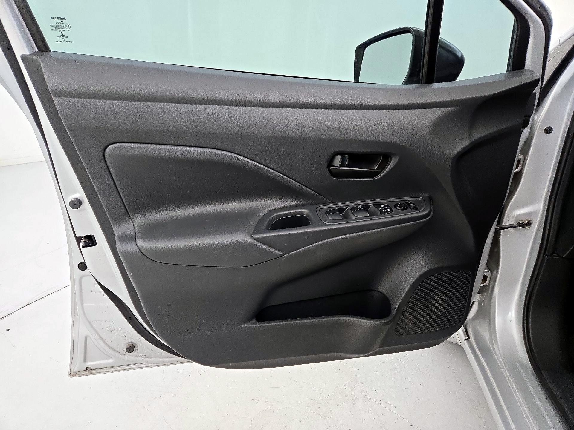 Thumbnail: 2020 Nissan Versa - 12