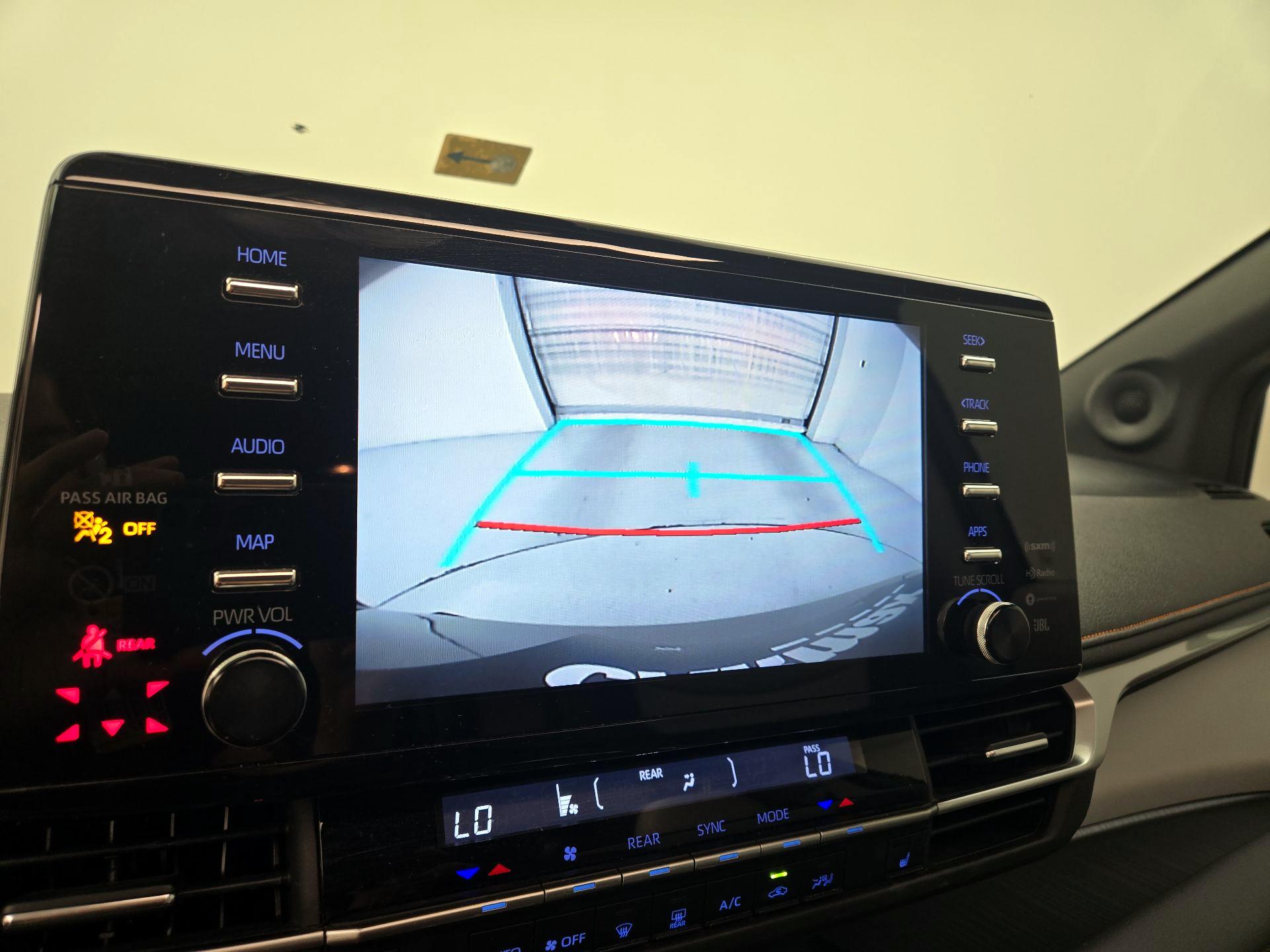 Thumbnail: 2022 Toyota Sienna - 15