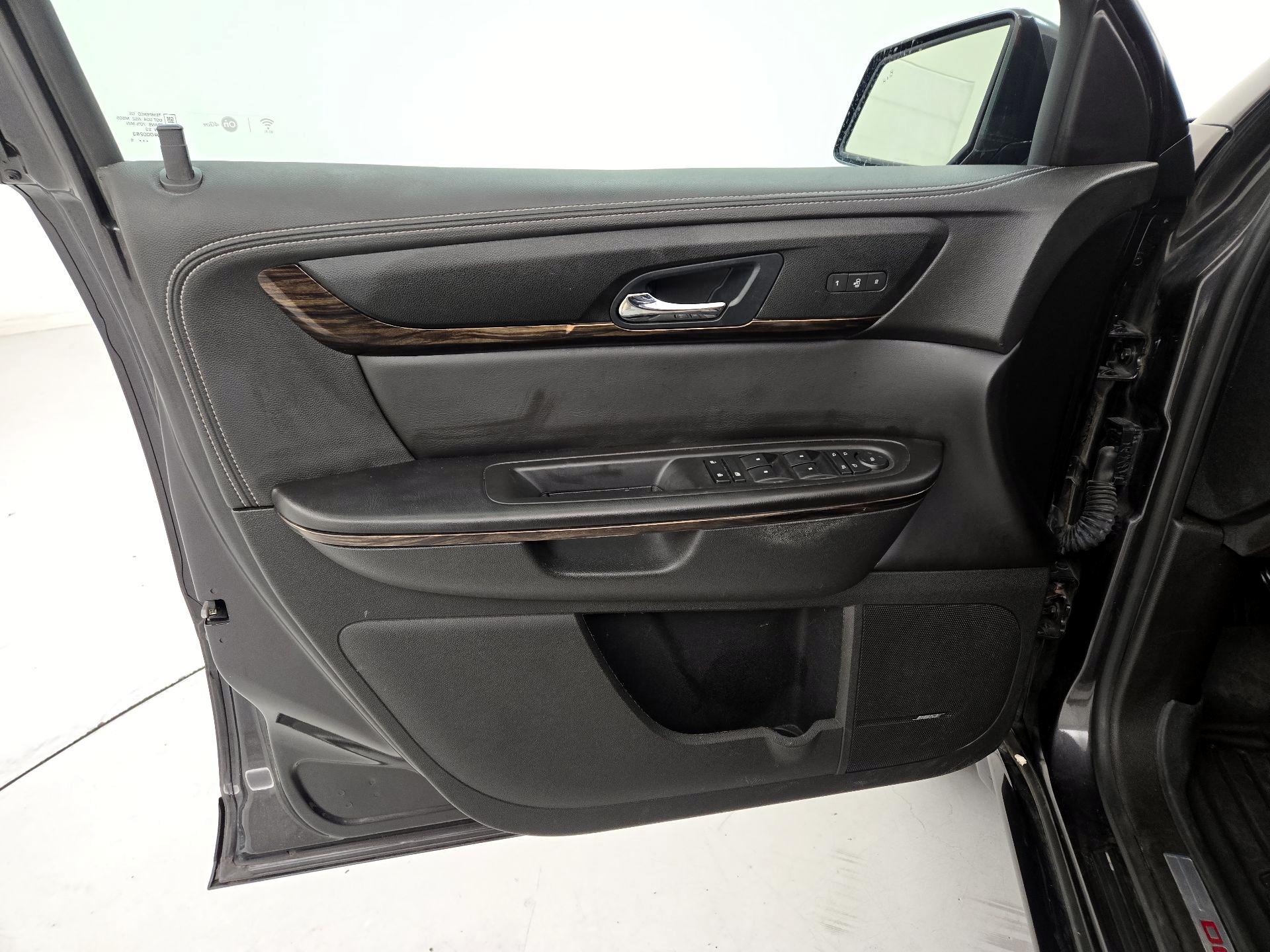 Thumbnail: 2016 GMC Acadia - 10