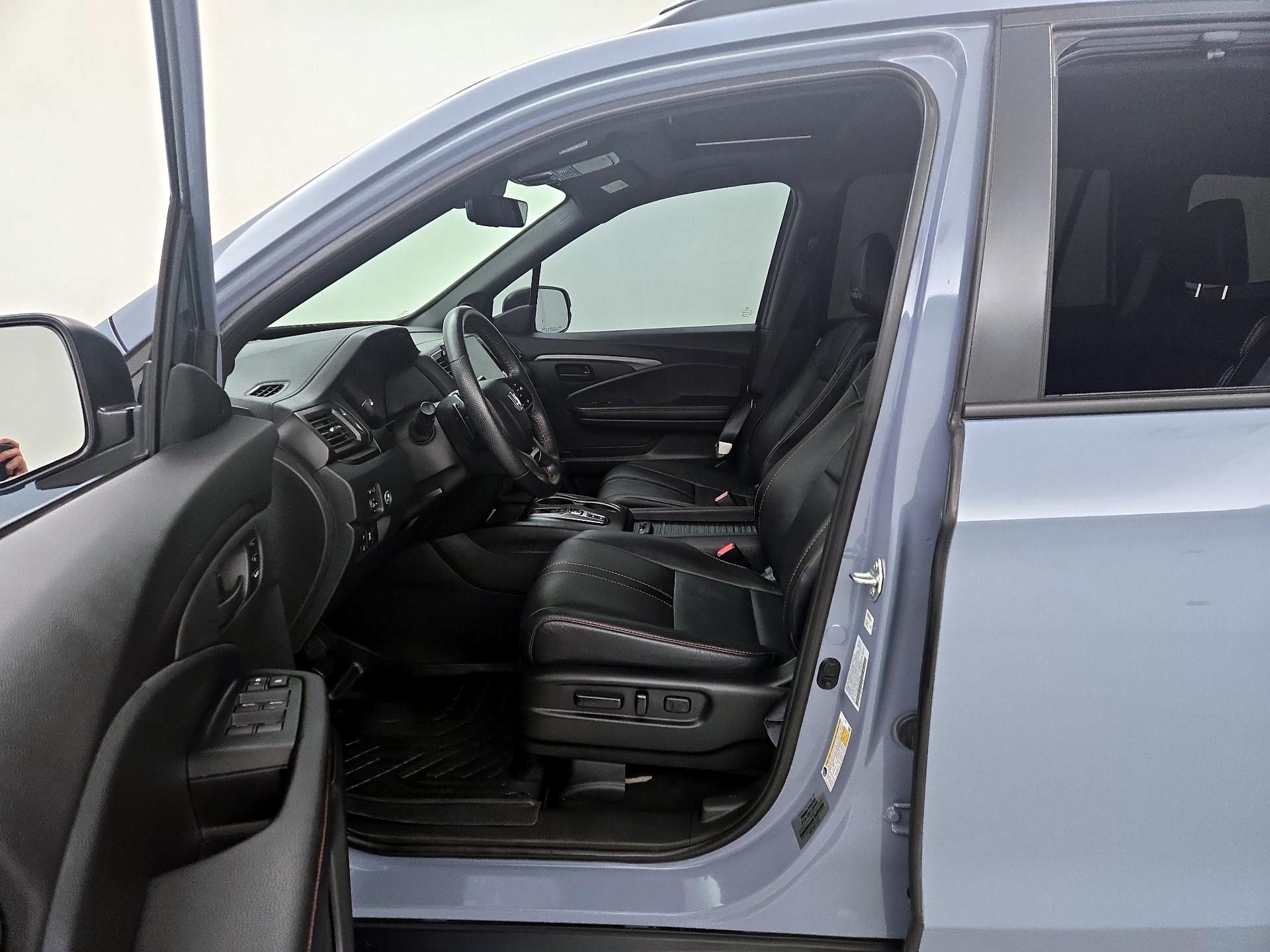 Thumbnail: 2022 Honda Passport - 11