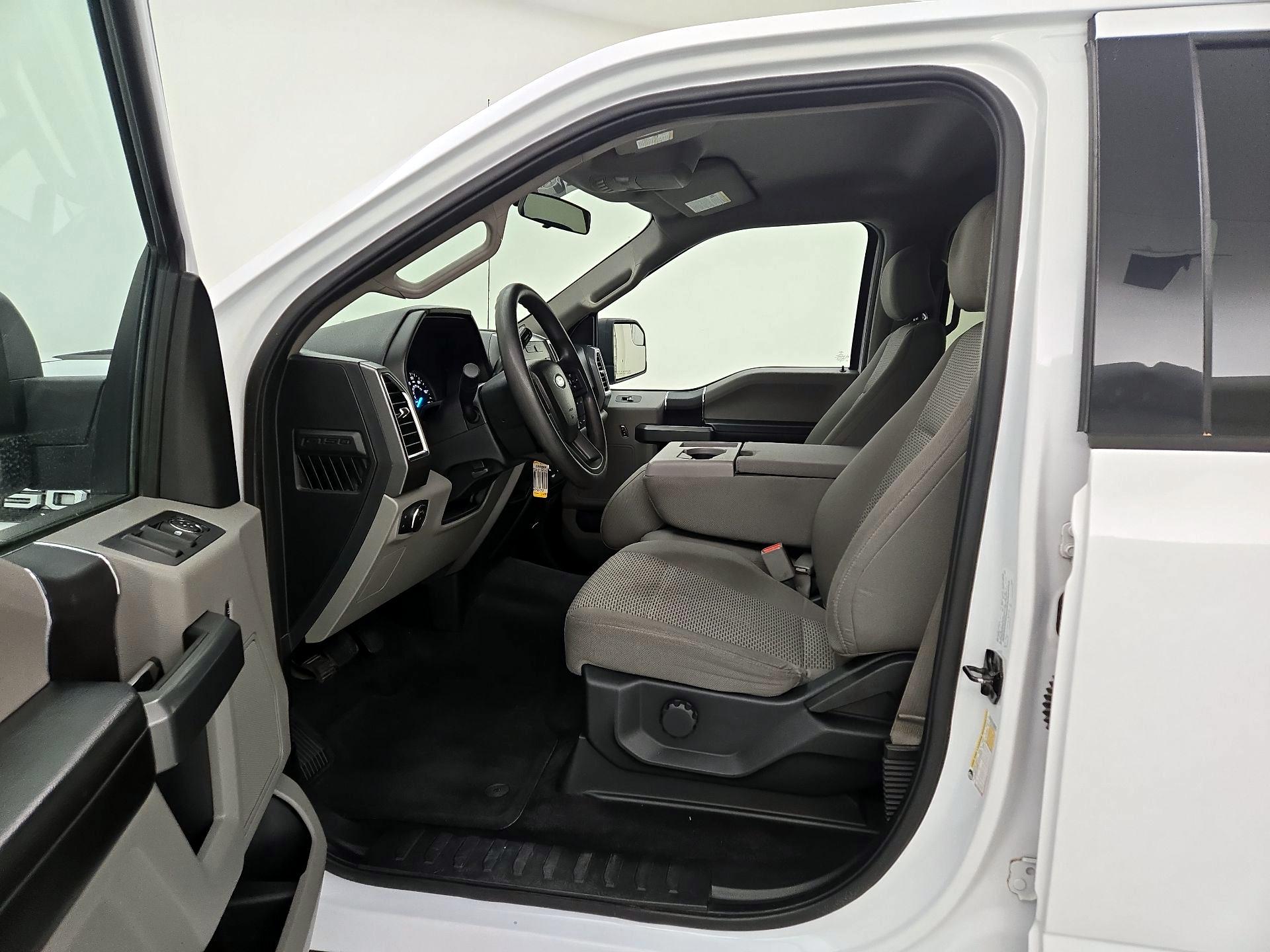 Thumbnail: 2016 Ford F-150 - 11
