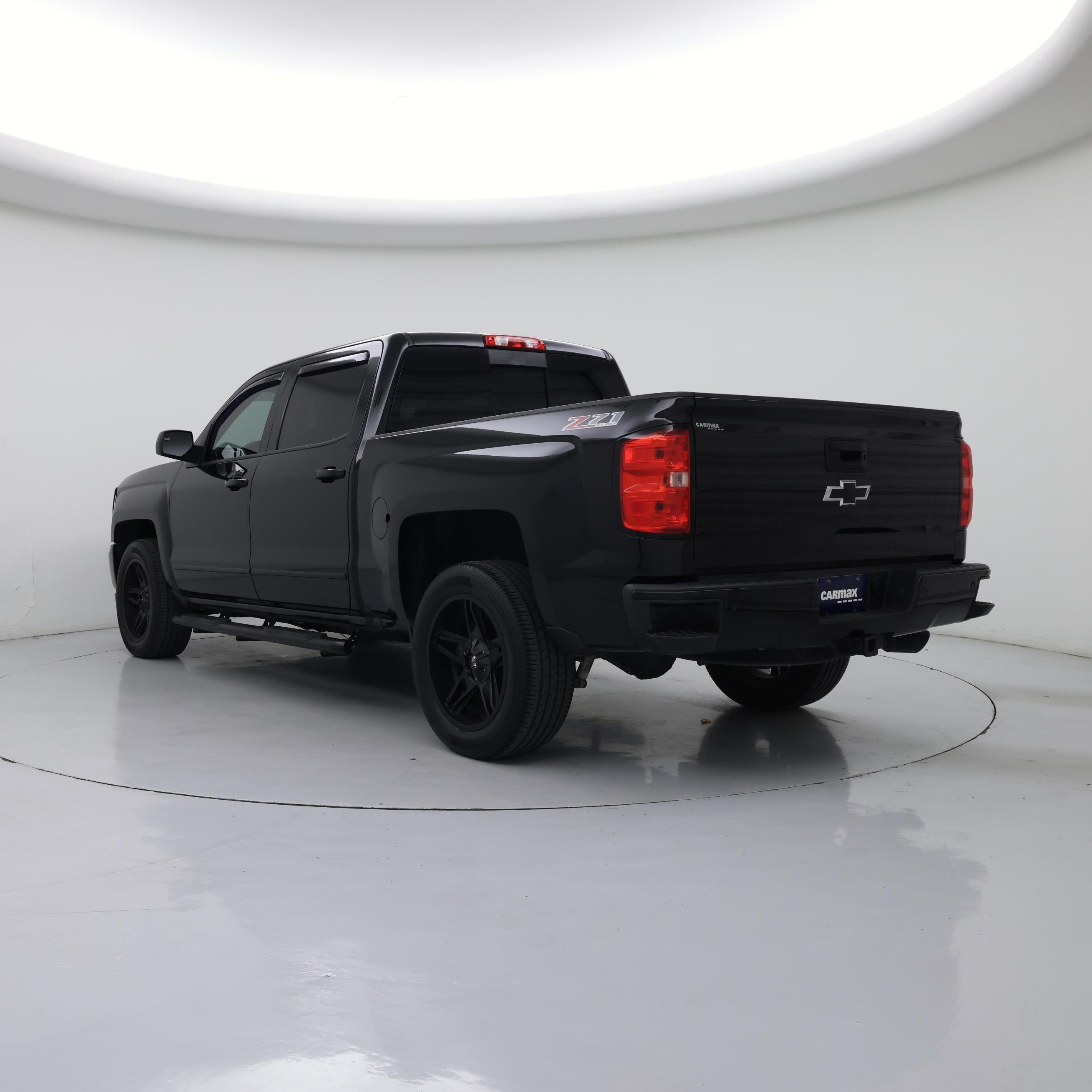 Thumbnail: 2017 Chevrolet Silverado 1500 - 2