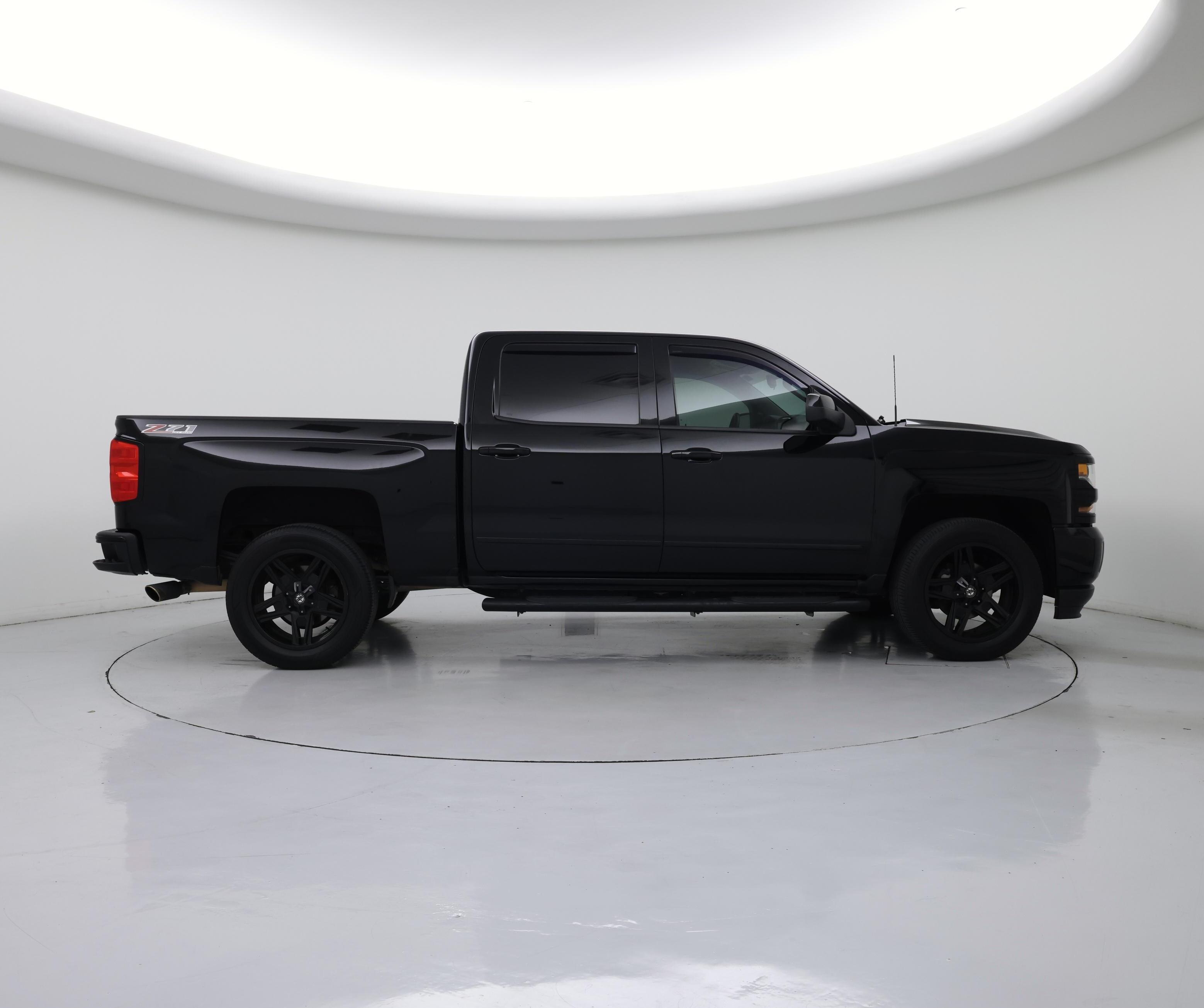 Thumbnail: 2017 Chevrolet Silverado 1500 - 7
