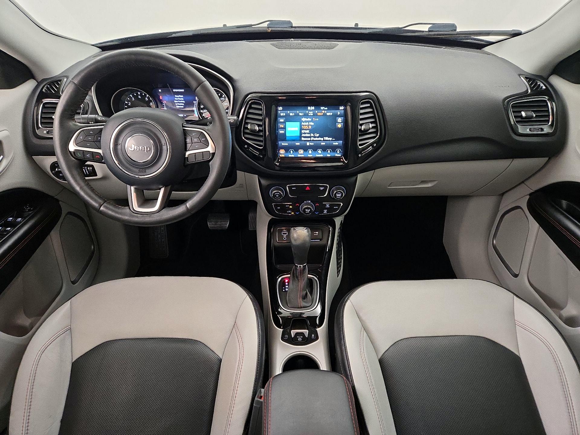 Thumbnail: 2019 Jeep Compass - 9