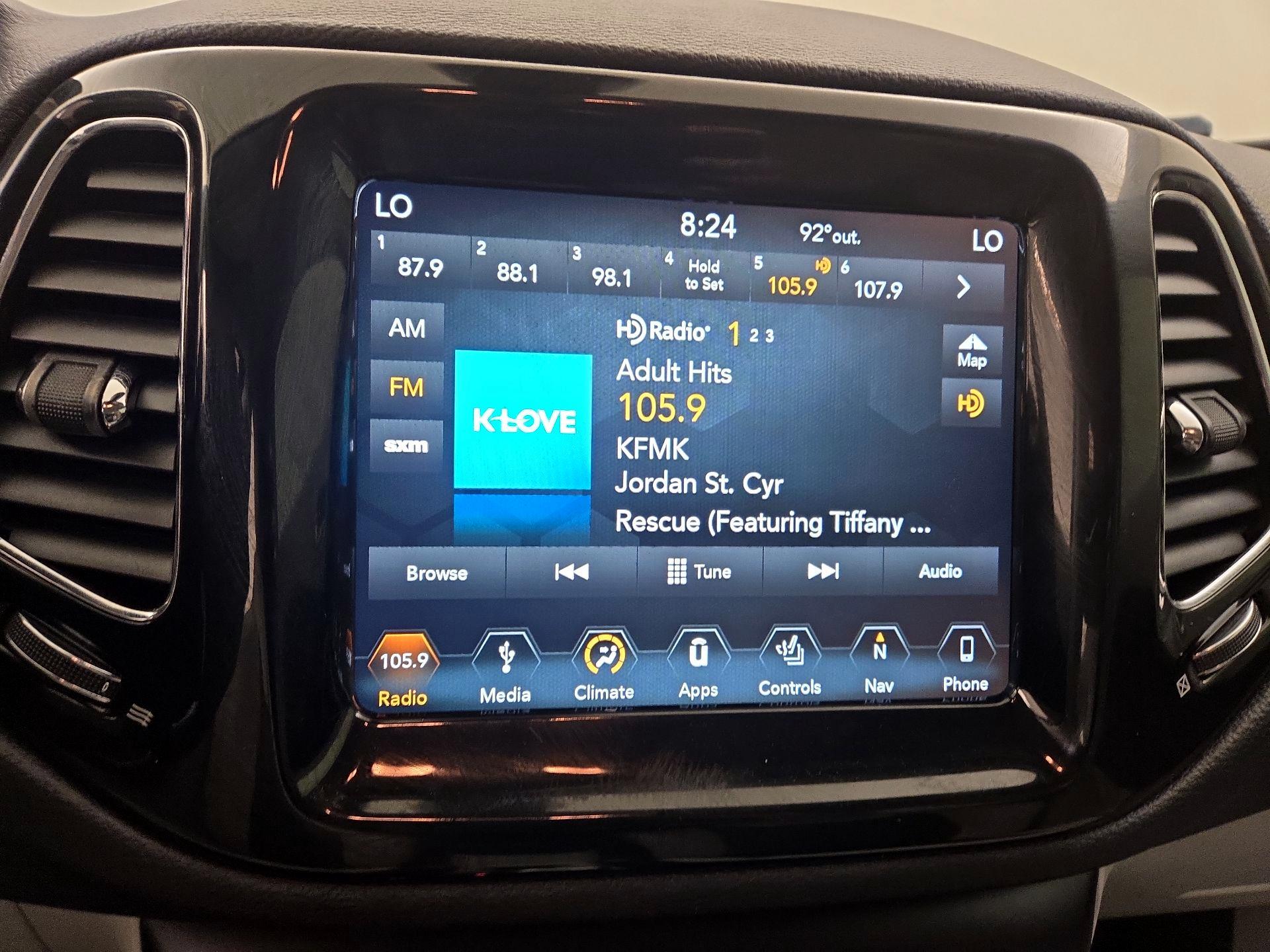 Thumbnail: 2019 Jeep Compass - 16