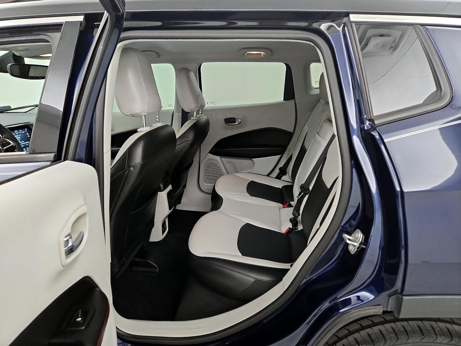 Thumbnail: 2019 Jeep Compass - 20