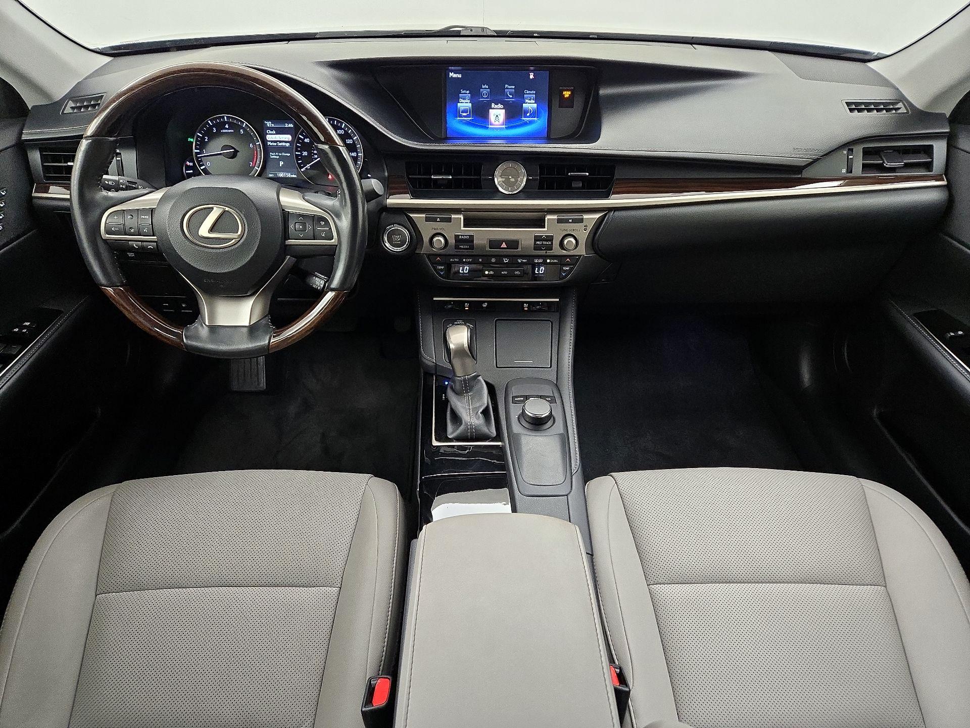 Thumbnail: 2016 Lexus ES - 9