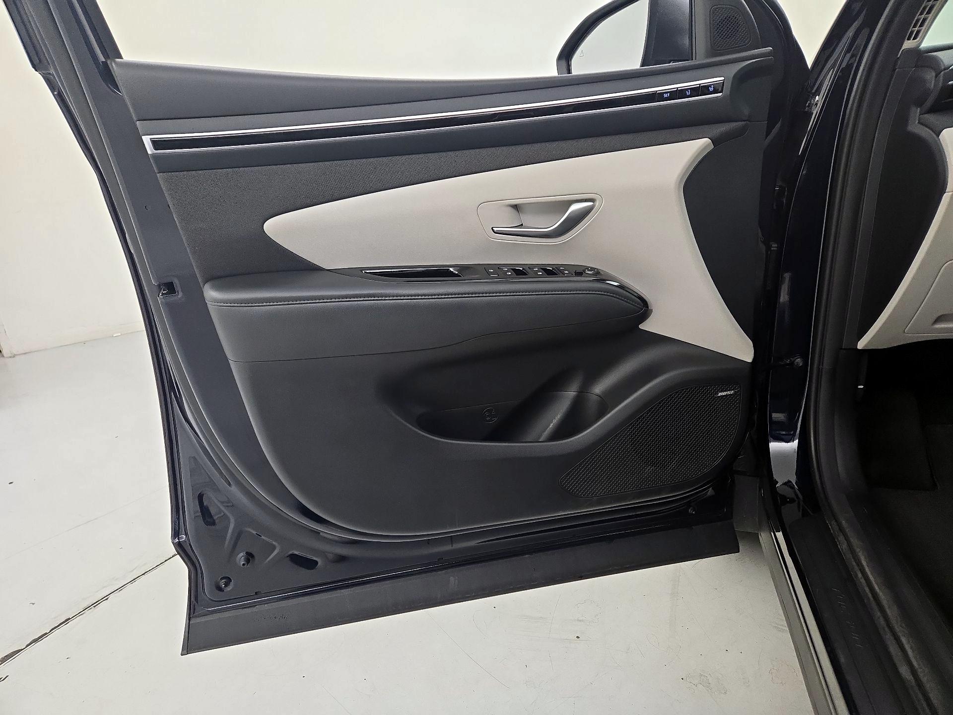 Thumbnail: 2023 Hyundai Tucson - 12