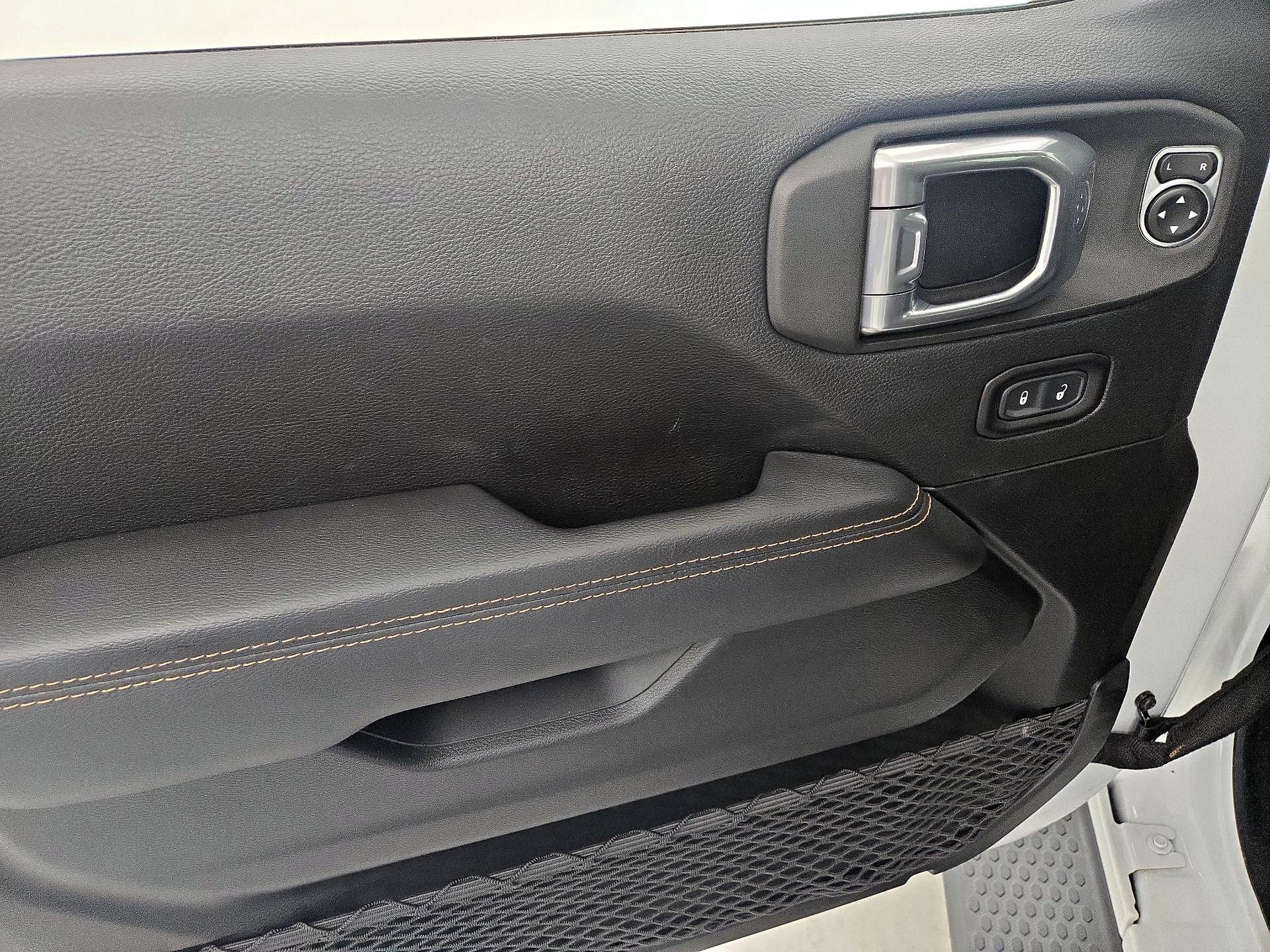 Thumbnail: 2021 Jeep Wrangler - 12