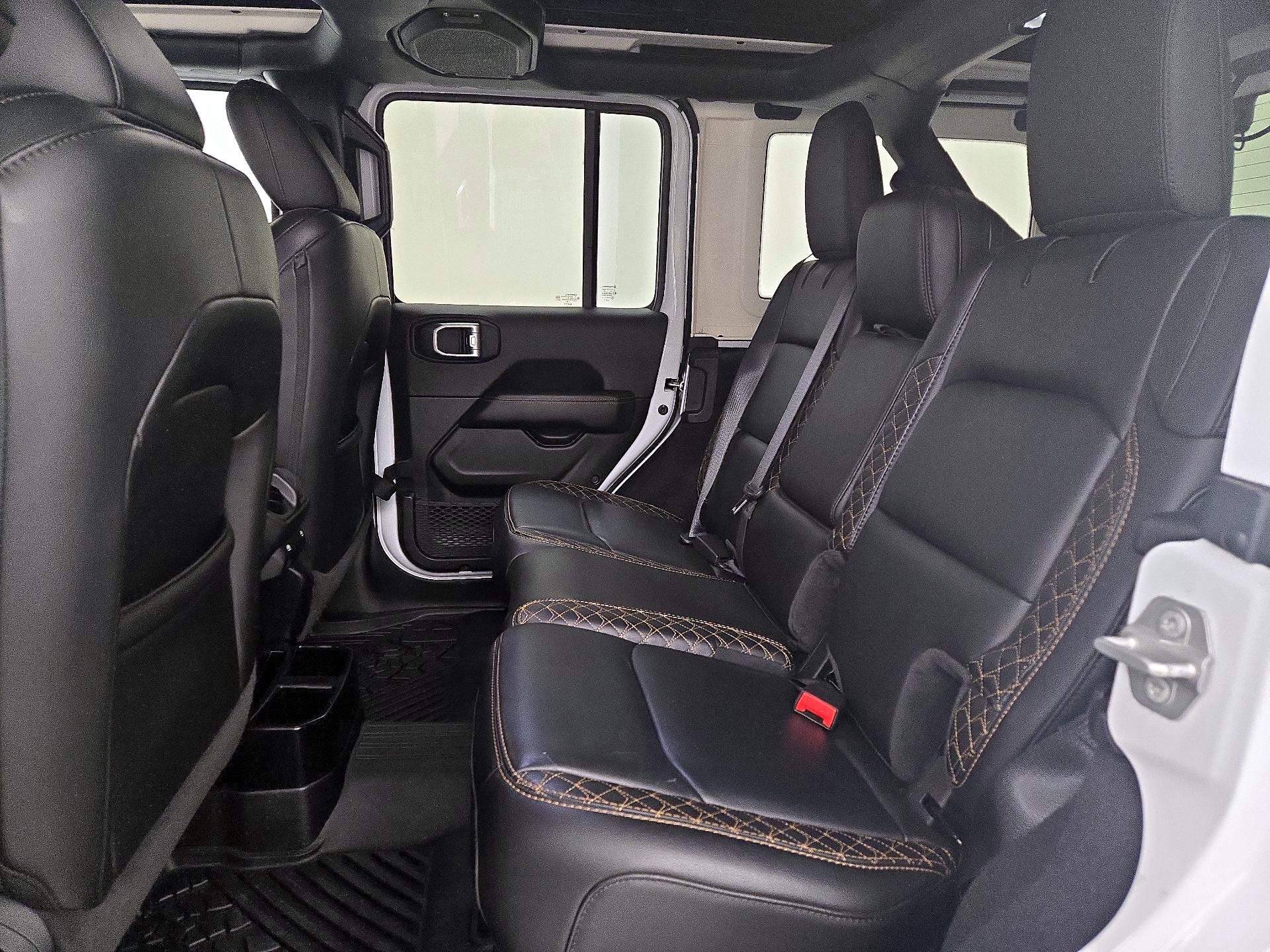 Thumbnail: 2021 Jeep Wrangler - 20