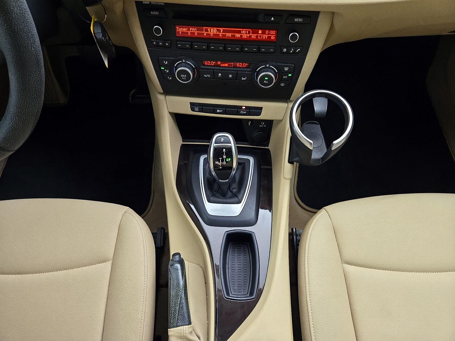 Thumbnail: 2015 BMW X1 - 16