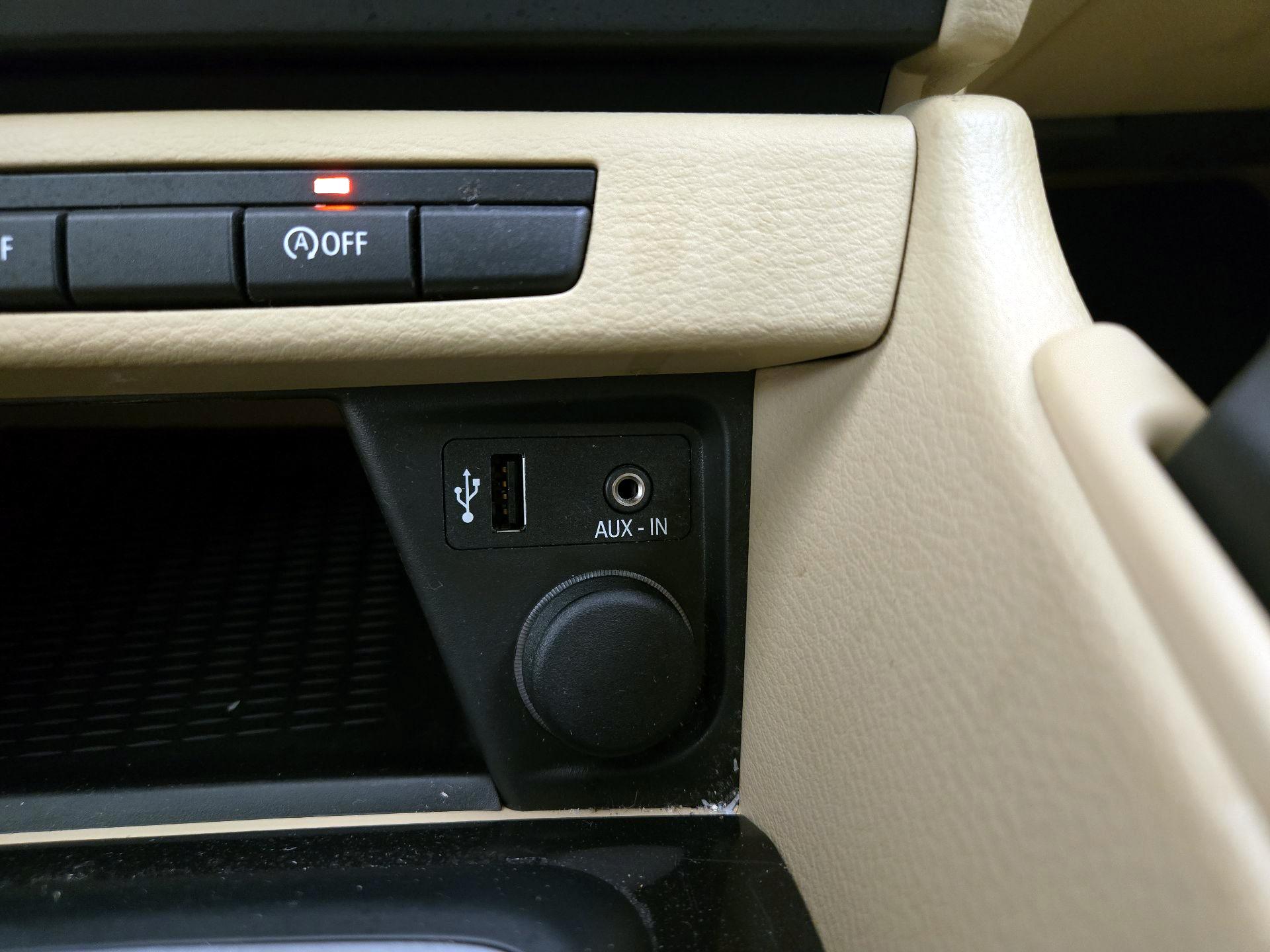 Thumbnail: 2015 BMW X1 - 17