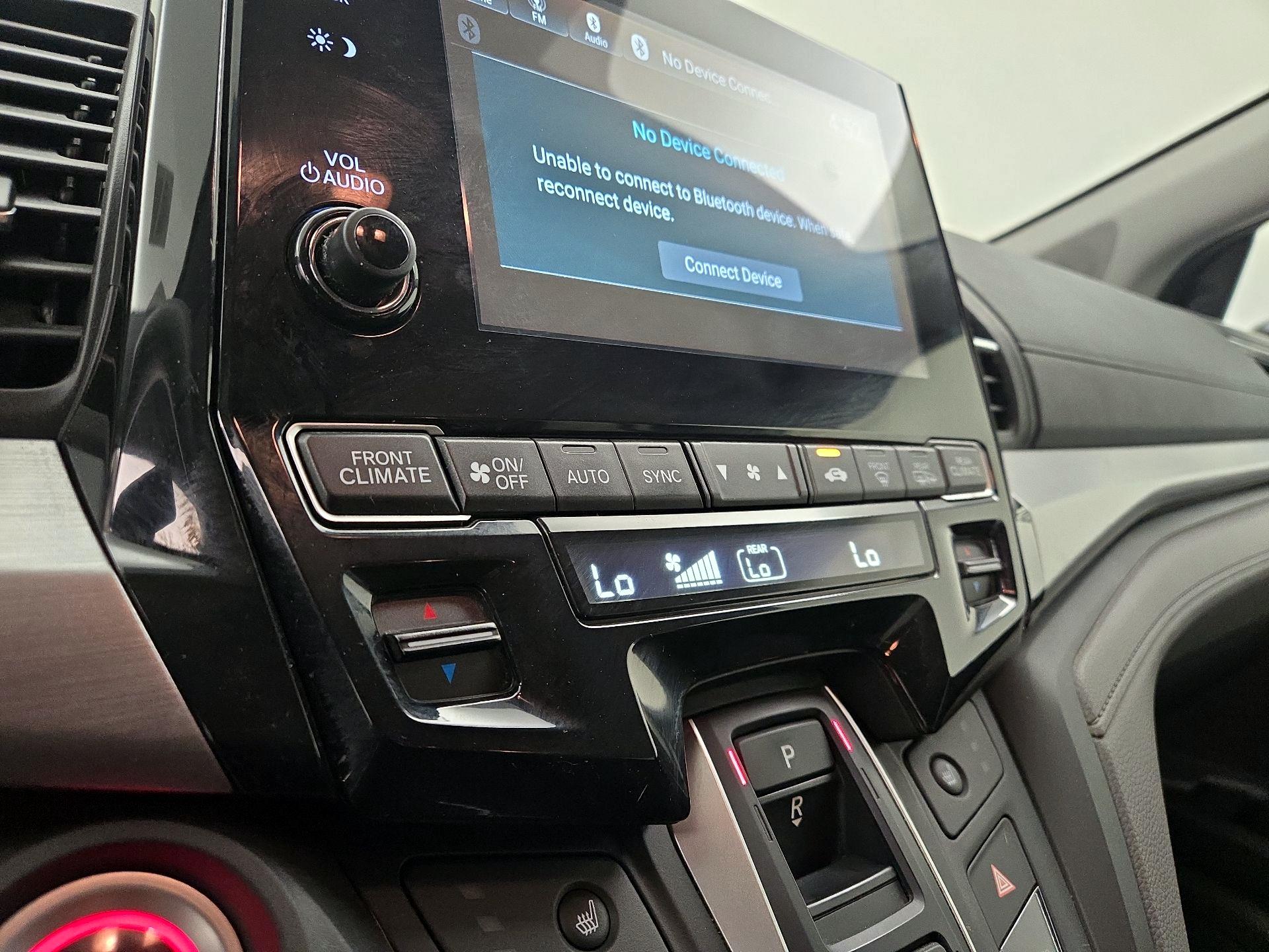 Thumbnail: 2019 Honda Odyssey - 16