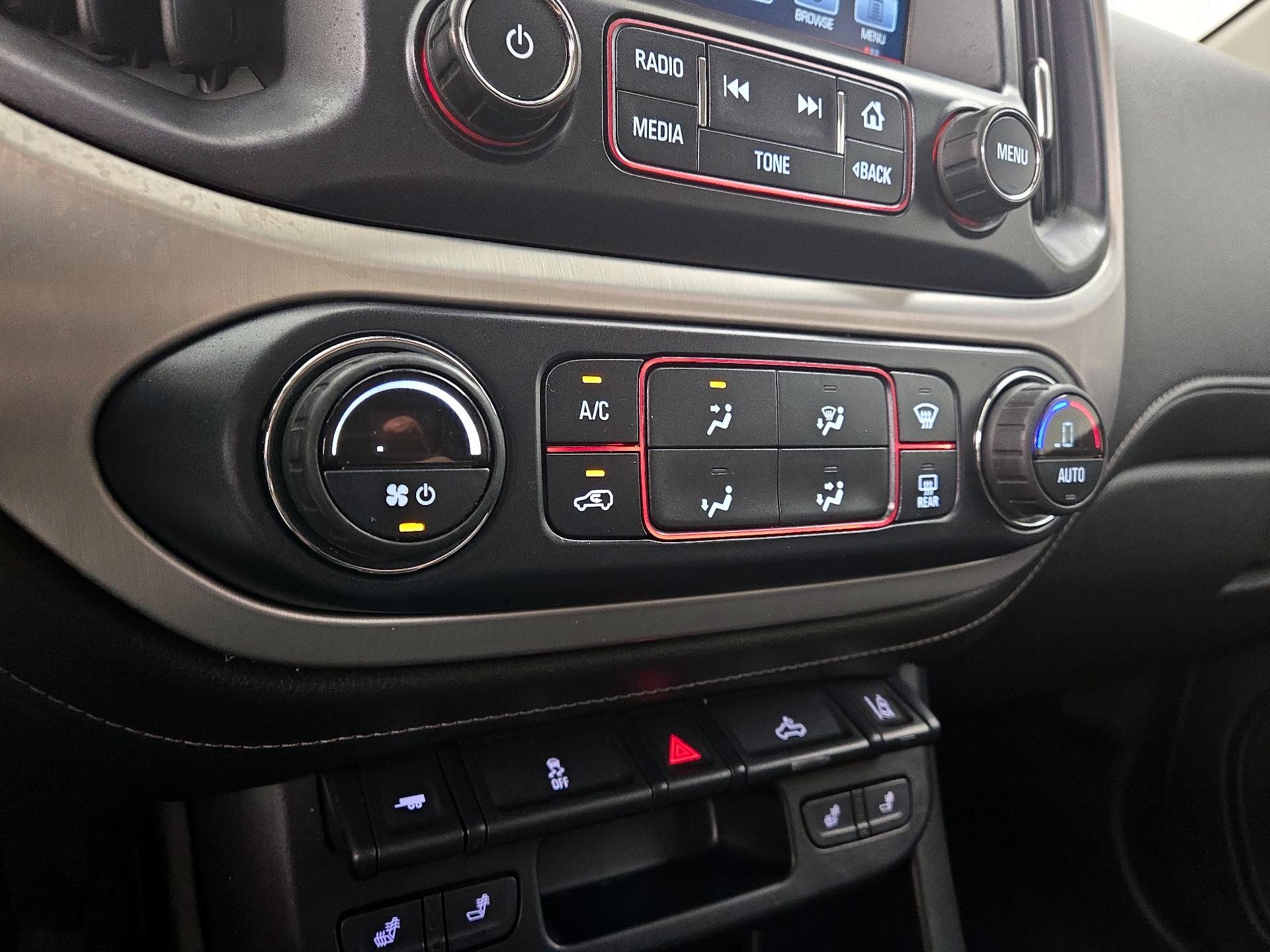 Thumbnail: 2016 GMC Canyon - 16
