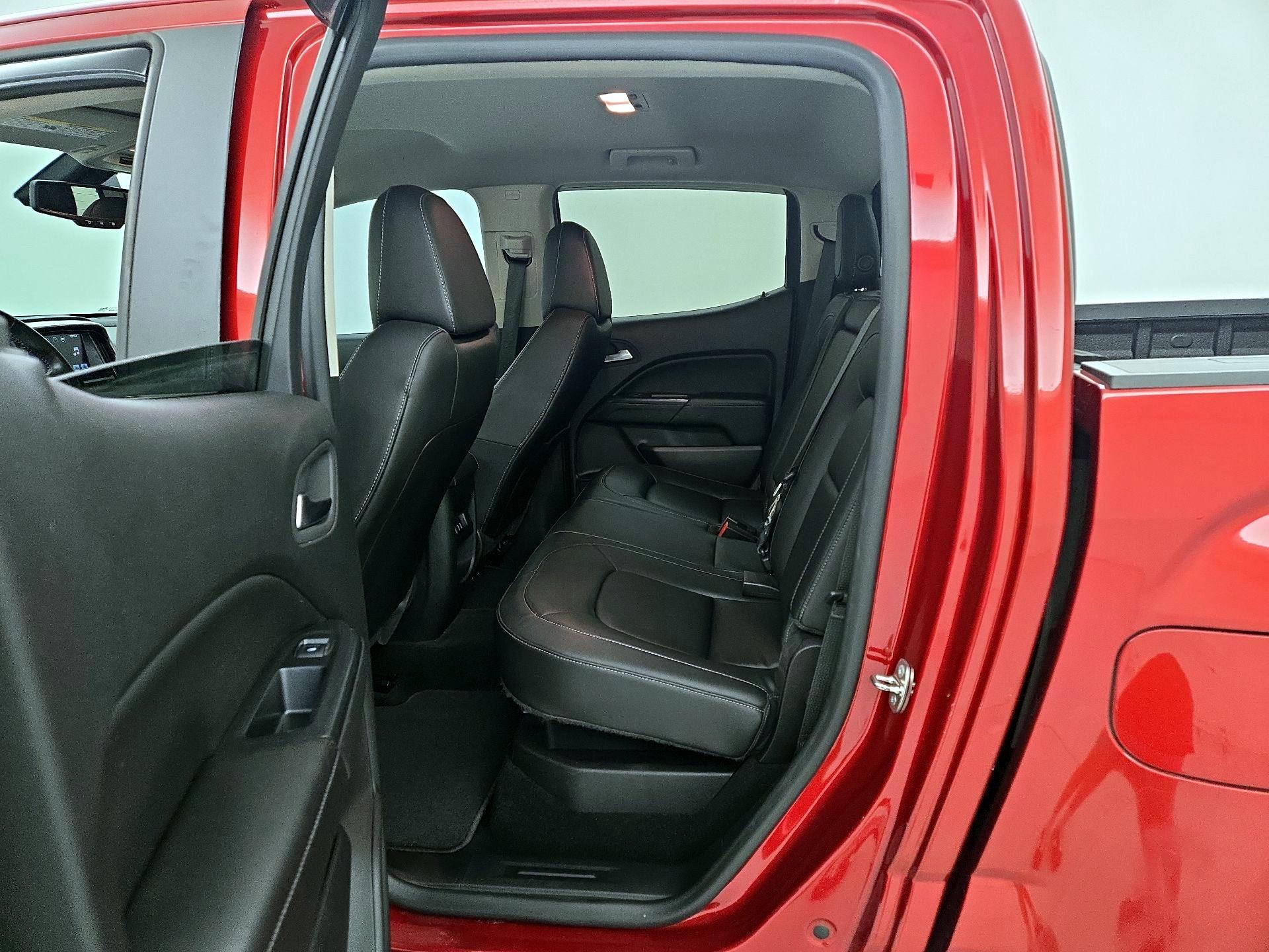 Thumbnail: 2016 GMC Canyon - 19