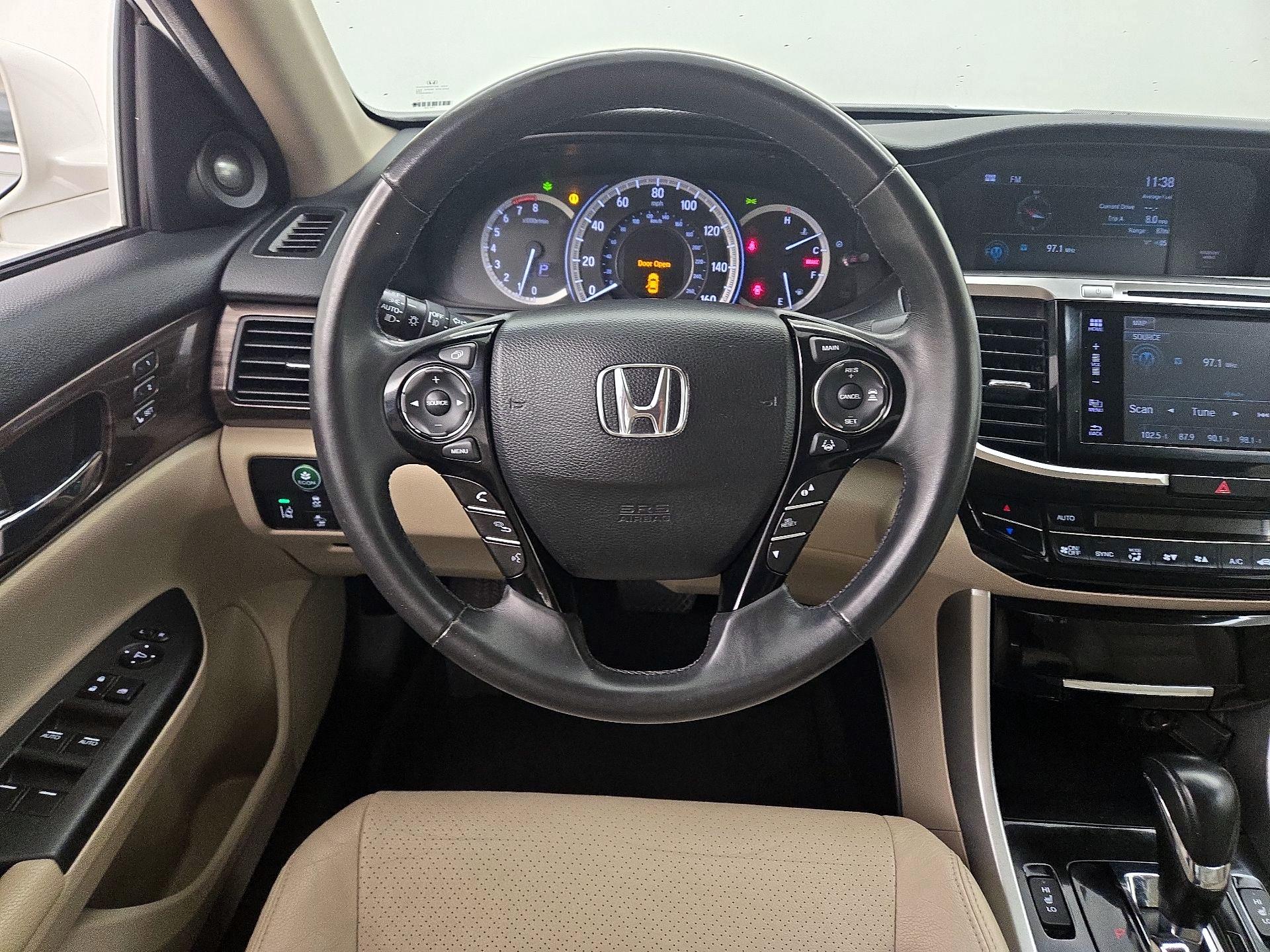 Thumbnail: 2016 Honda Accord - 10