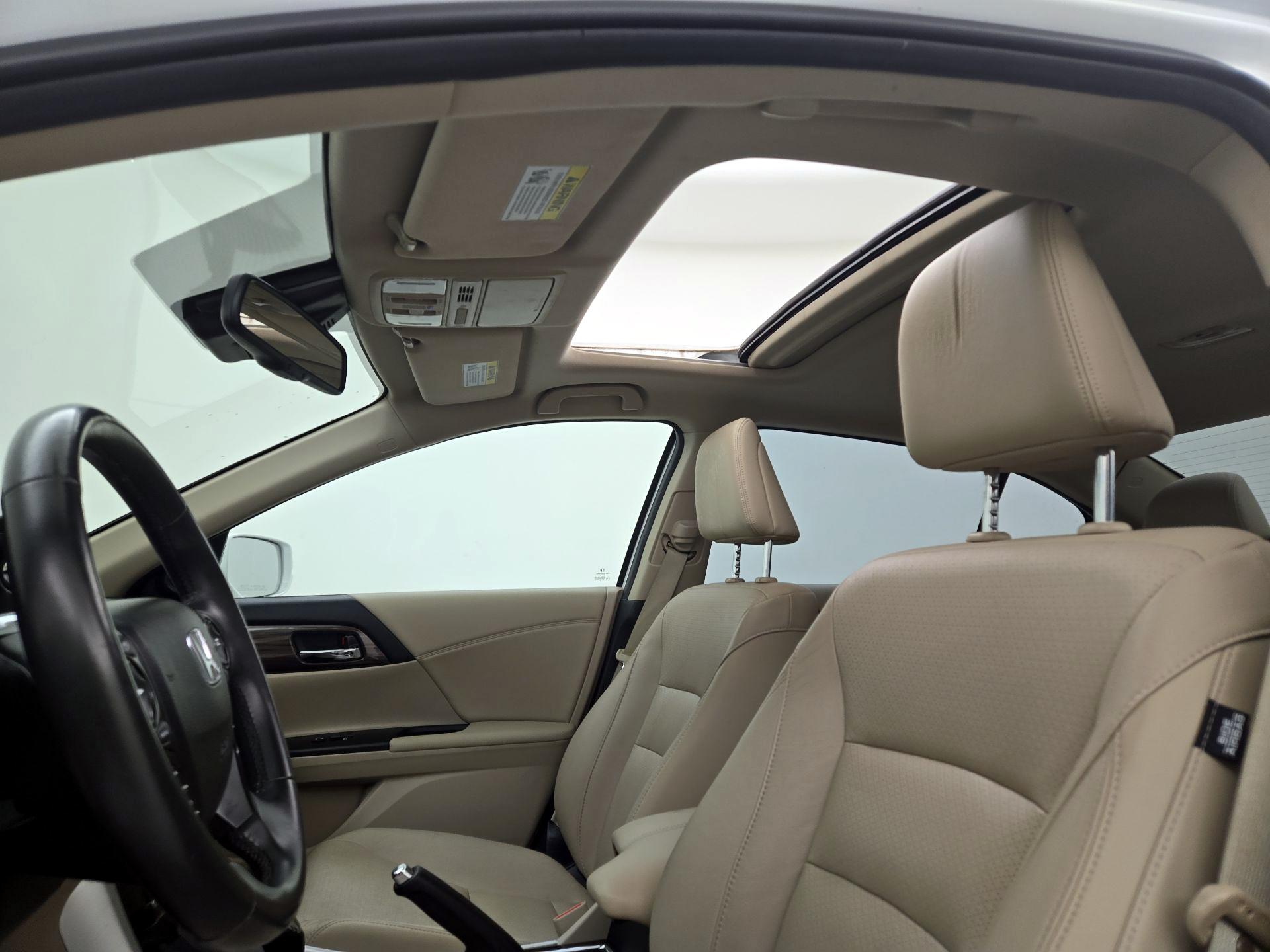 Thumbnail: 2016 Honda Accord - 19