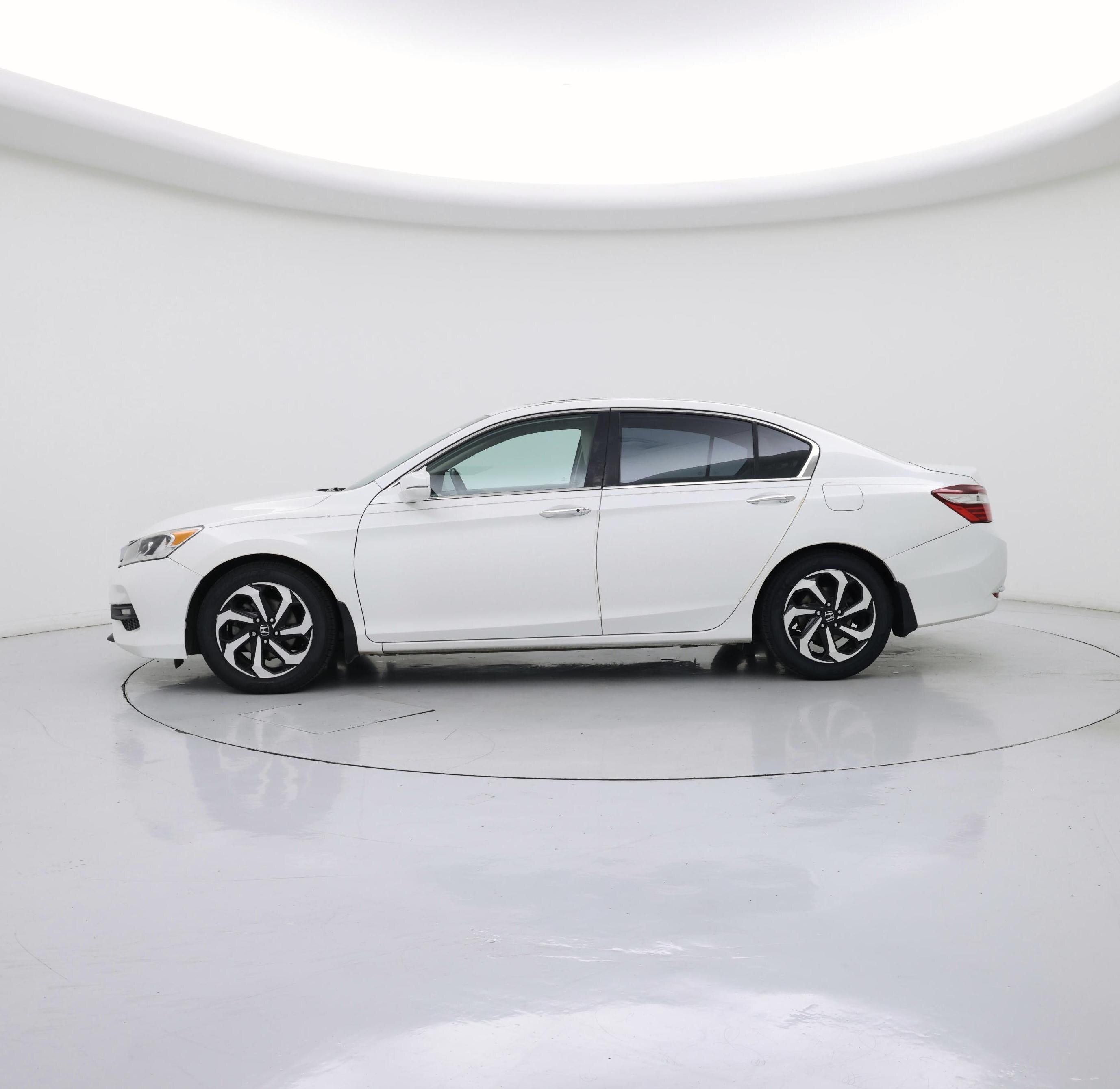 Thumbnail: 2016 Honda Accord - 3
