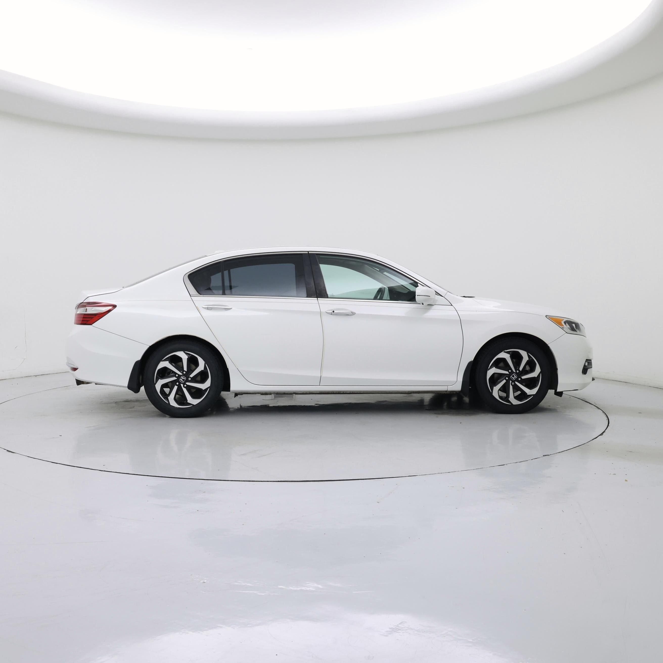 Thumbnail: 2016 Honda Accord - 7