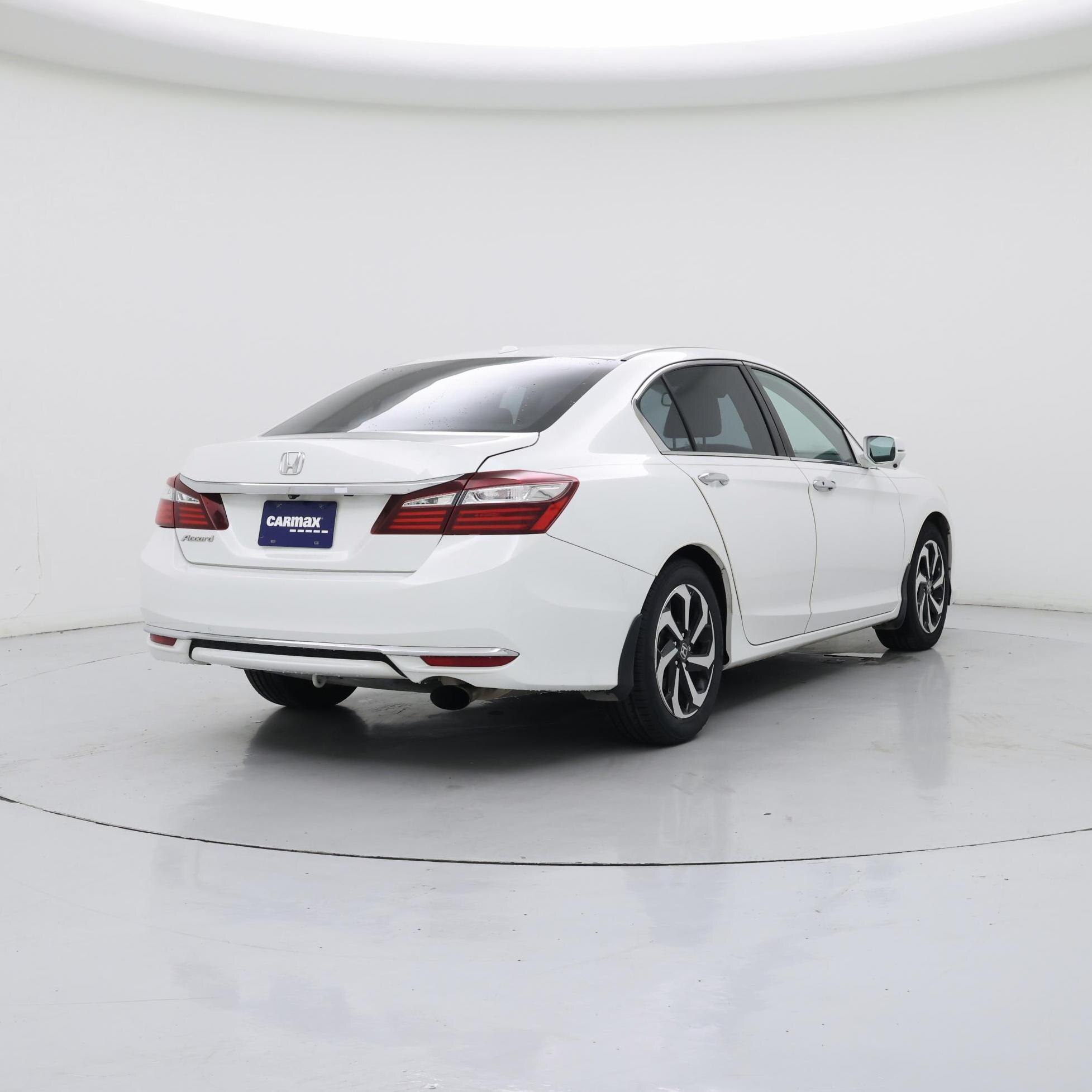 Thumbnail: 2016 Honda Accord - 8