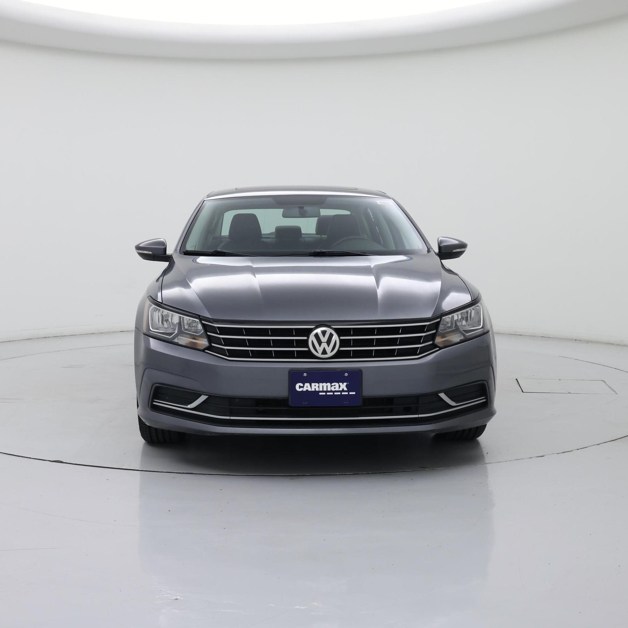 Thumbnail: 2017 Volkswagen Passat - 5