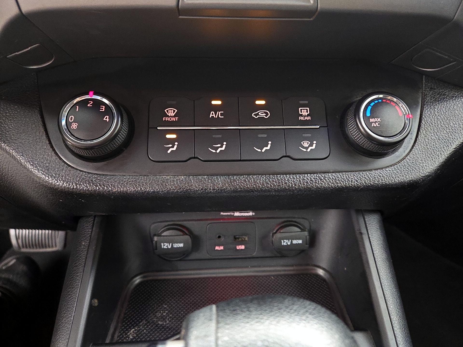Thumbnail: 2014 Kia Sportage - 14