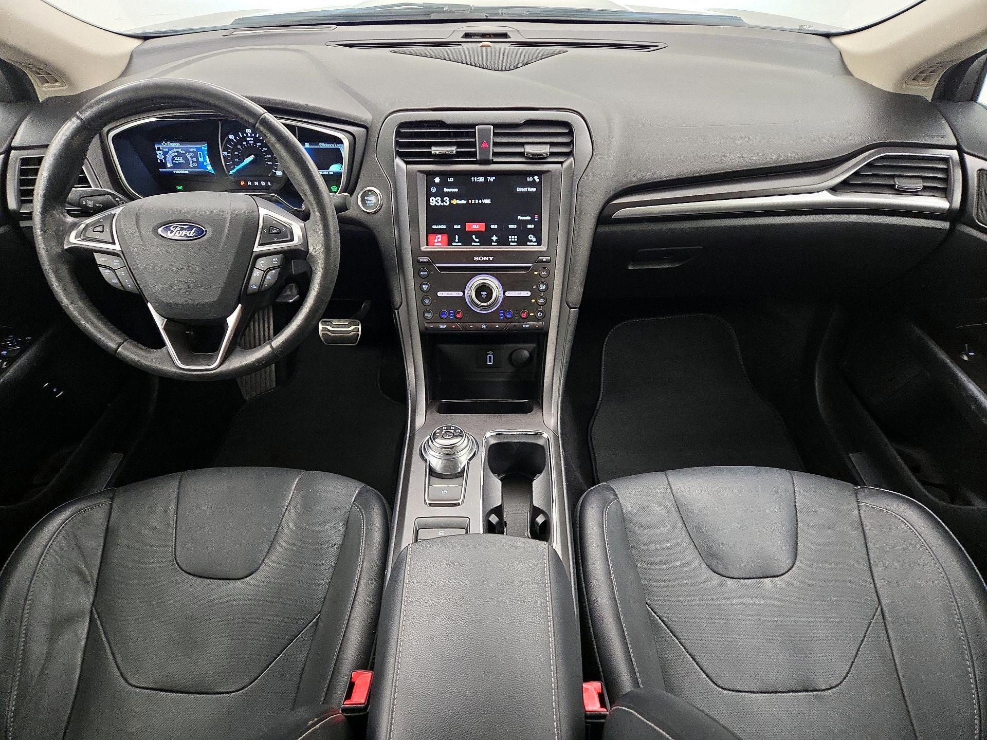 Thumbnail: 2017 Ford Fusion - 9