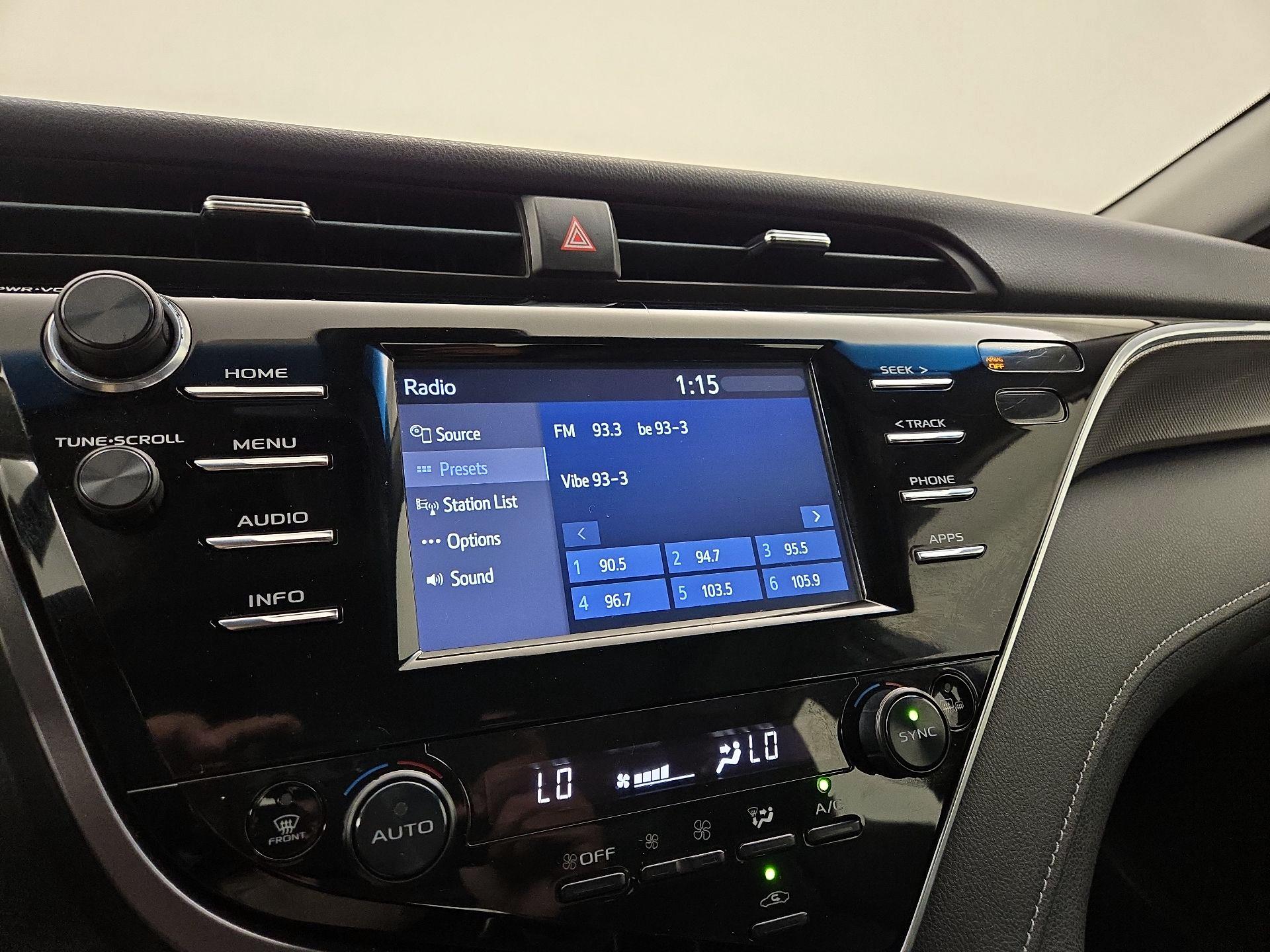 Thumbnail: 2018 Toyota Camry - 15