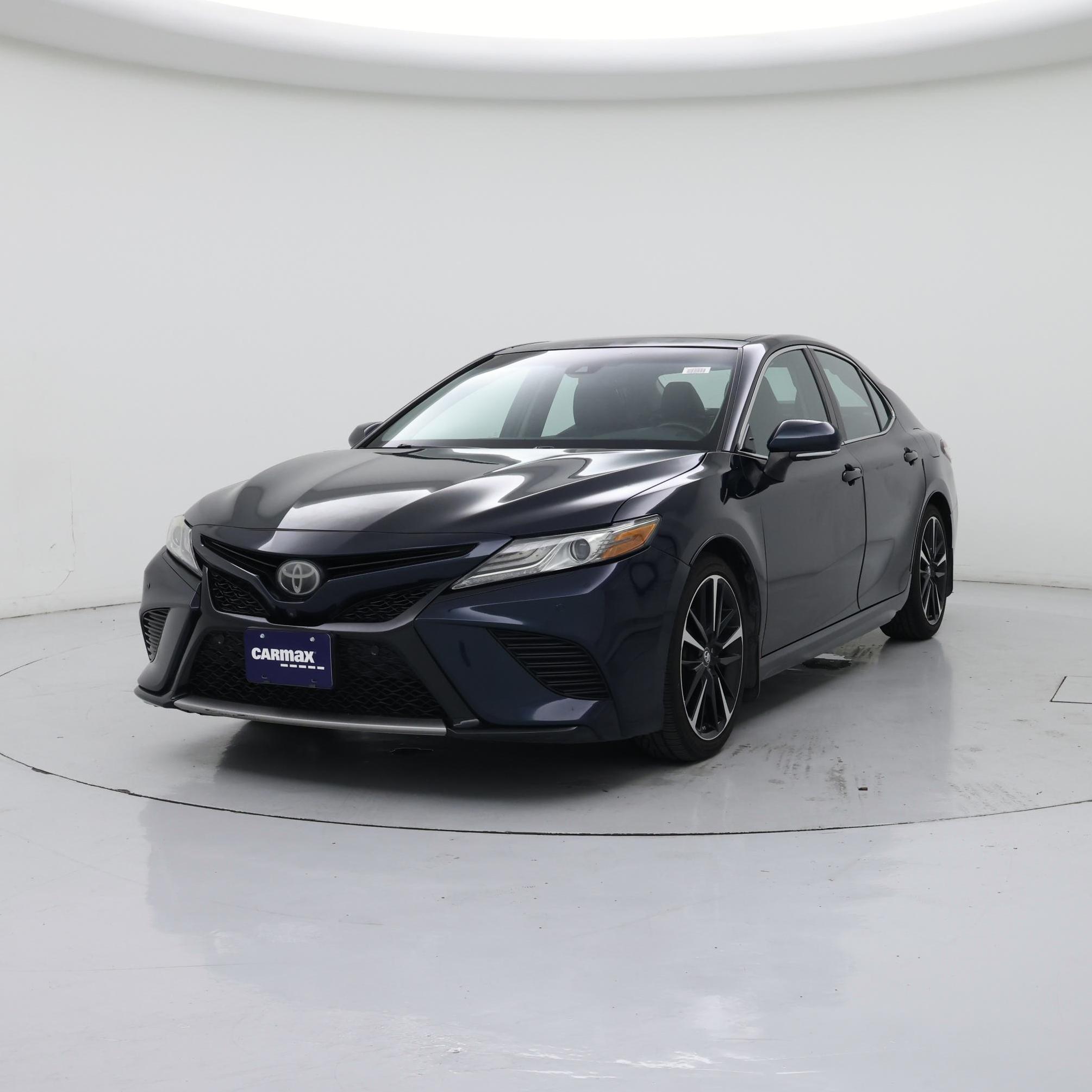 Thumbnail: 2018 Toyota Camry - 4
