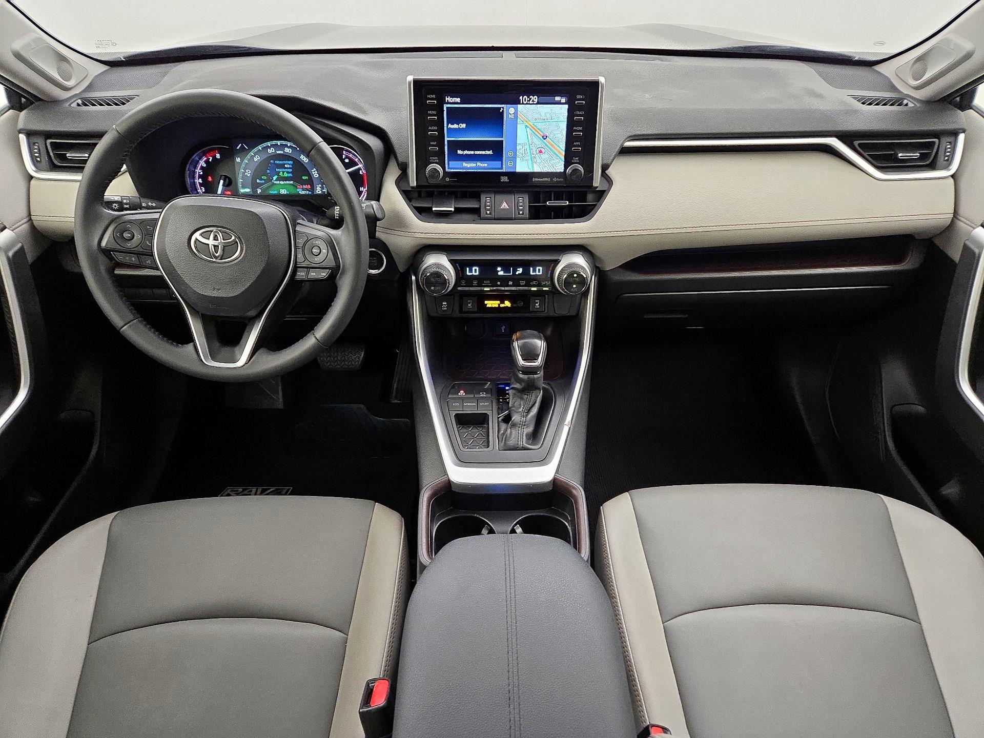 Thumbnail: 2020 Toyota RAV4 - 9