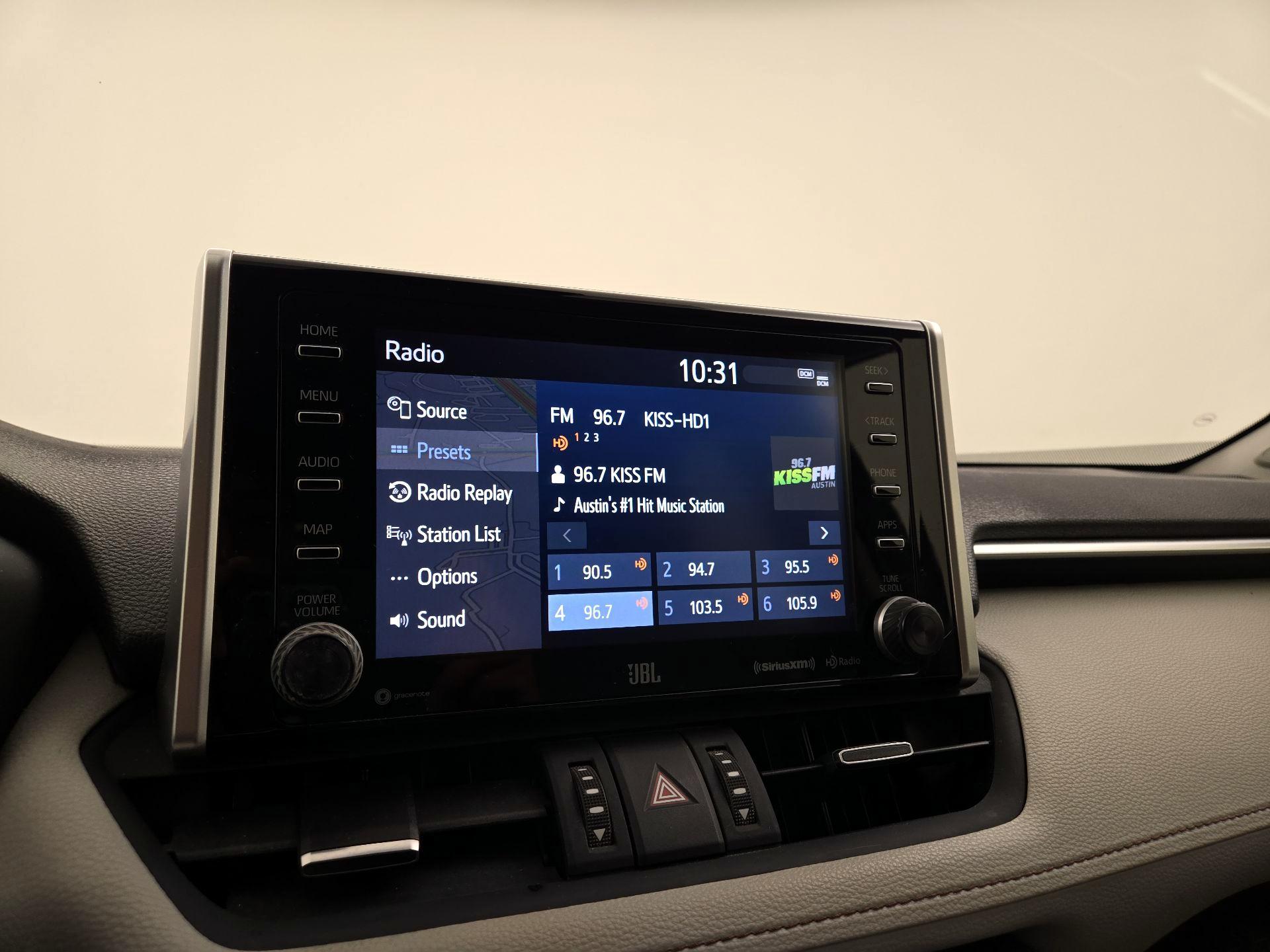Thumbnail: 2020 Toyota RAV4 - 16