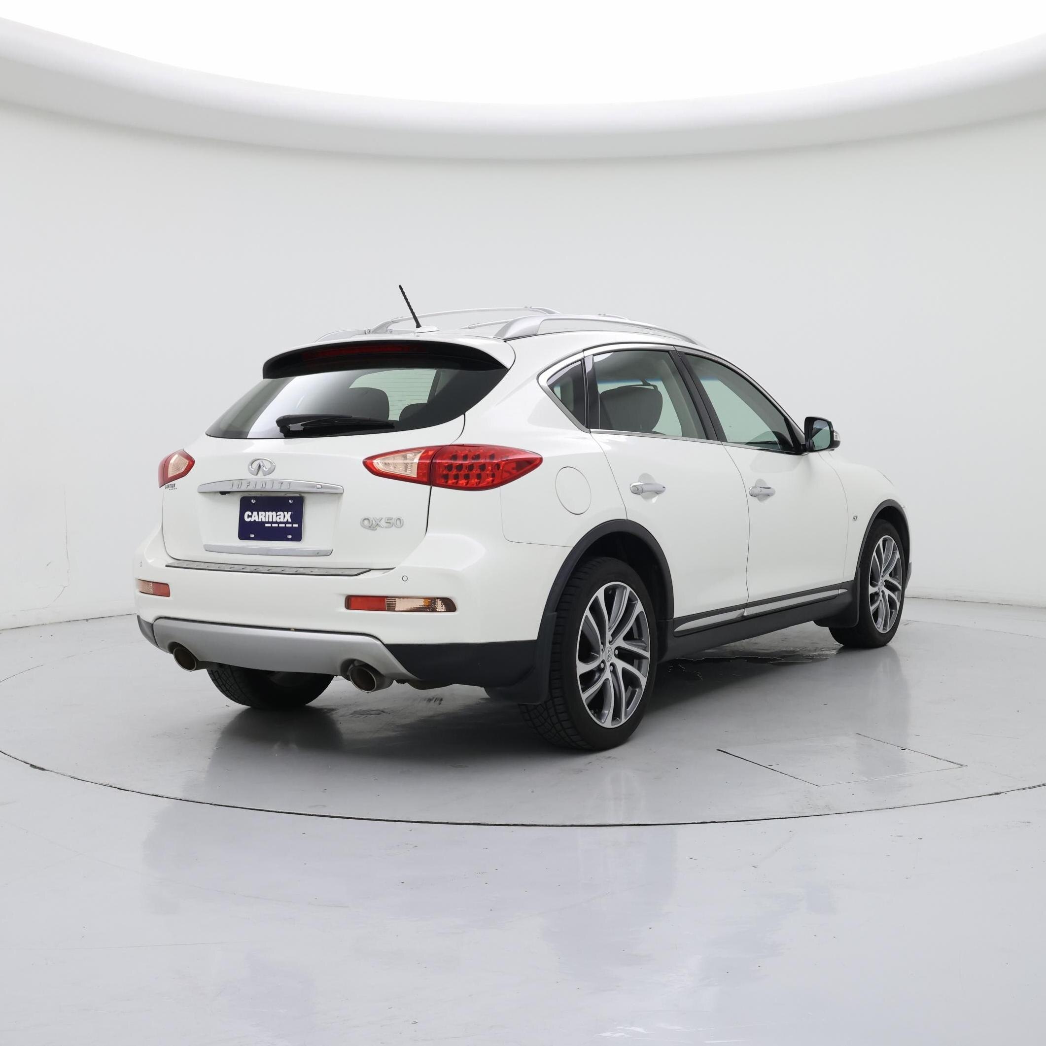 Thumbnail: 2017 INFINITI QX50 - 8